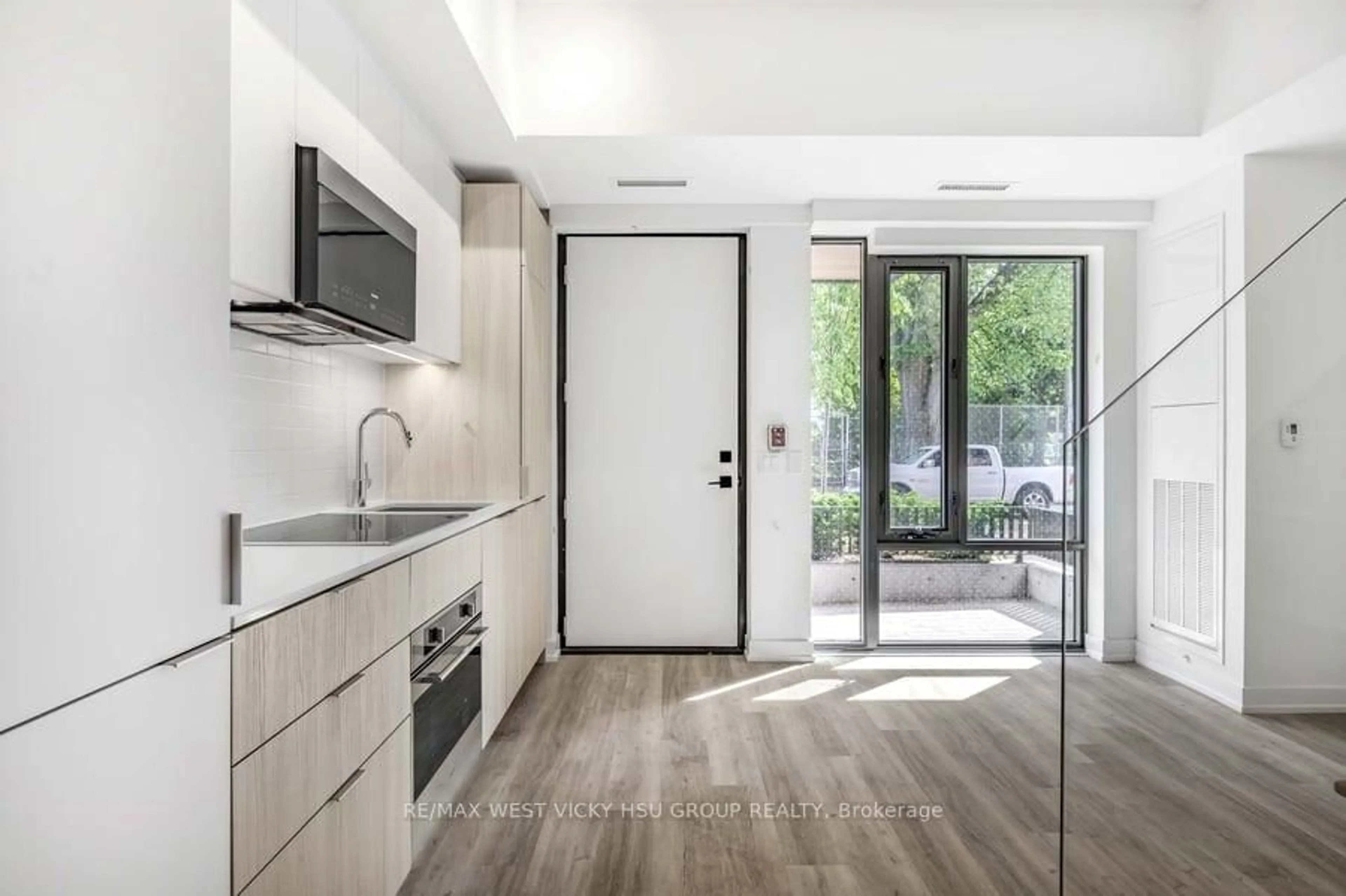 Unknown for 28 Eastern Ave #TH105, Toronto Ontario M5A 0Y2