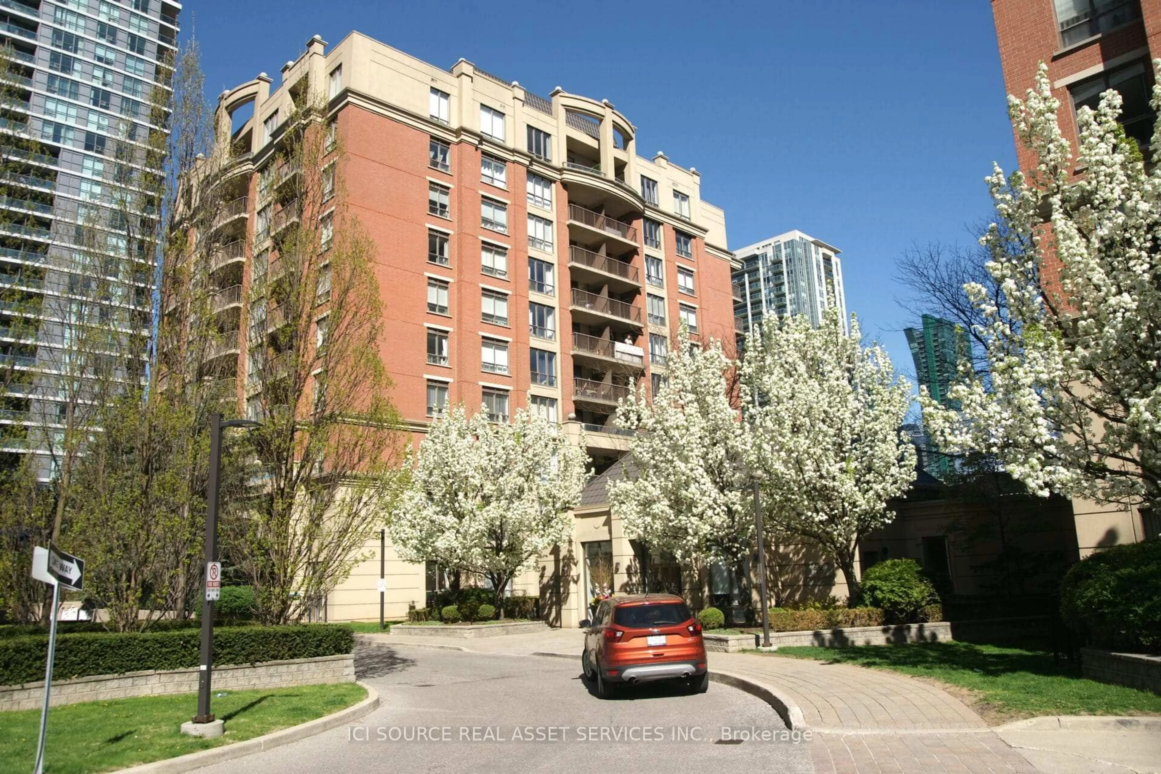 Patio, unknown for 51 Harrison Garden Blvd #507, Toronto Ontario M2N 7G4