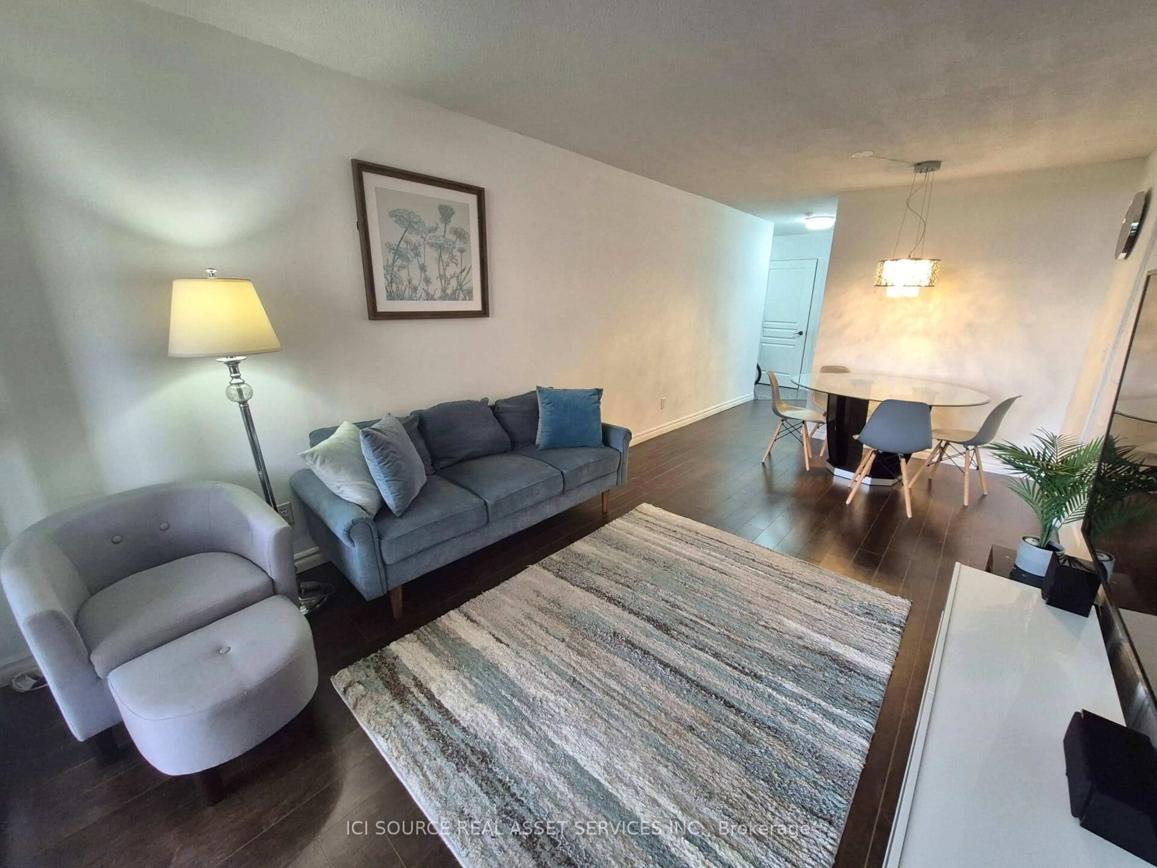 Living room with furniture, unknown for 51 Harrison Garden Blvd #507, Toronto Ontario M2N 7G4