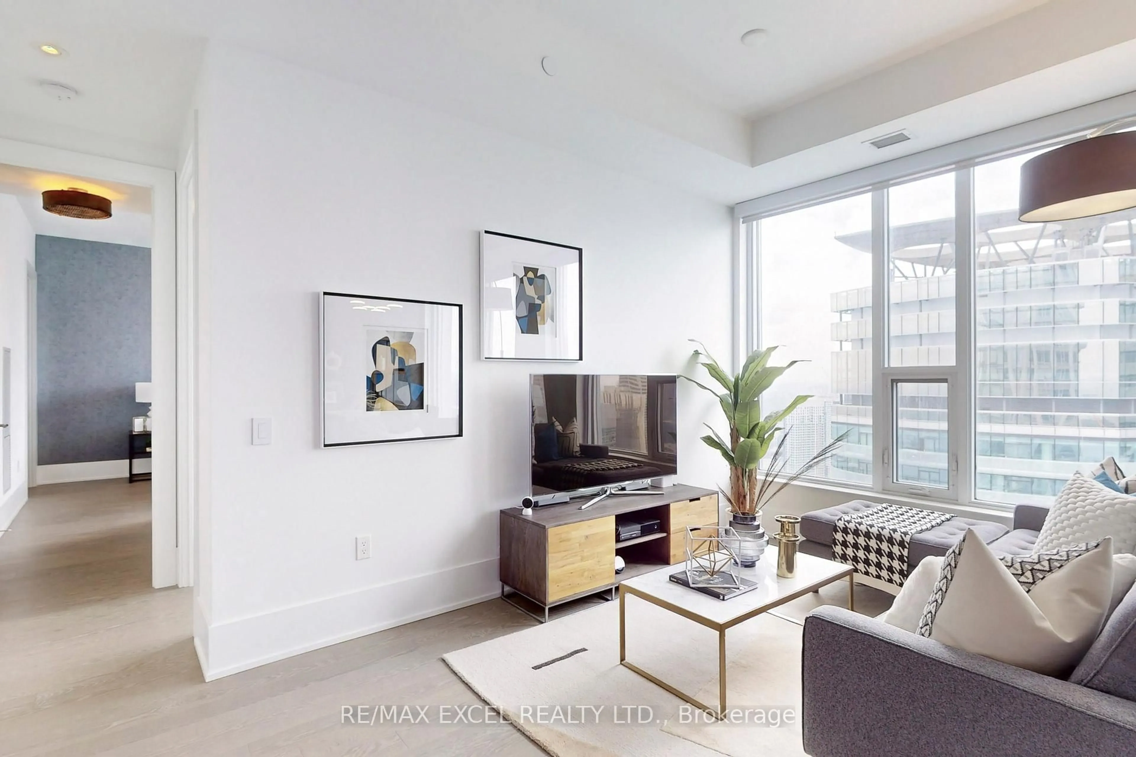 Living room with furniture, unknown for 10 York St #6312, Toronto Ontario M5J 0E1
