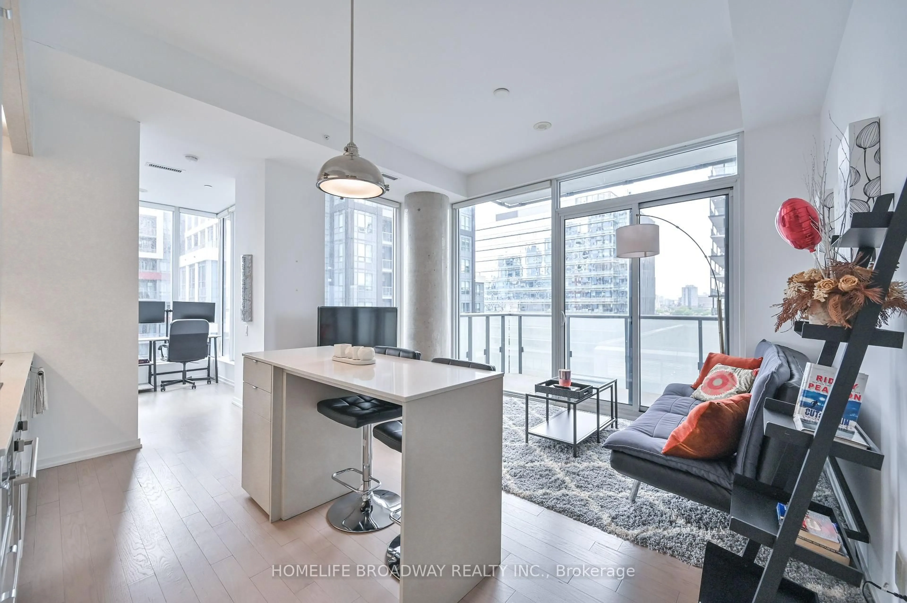Open concept kitchen, unknown for 101 Peter St #1116, Toronto Ontario M5V 0G6