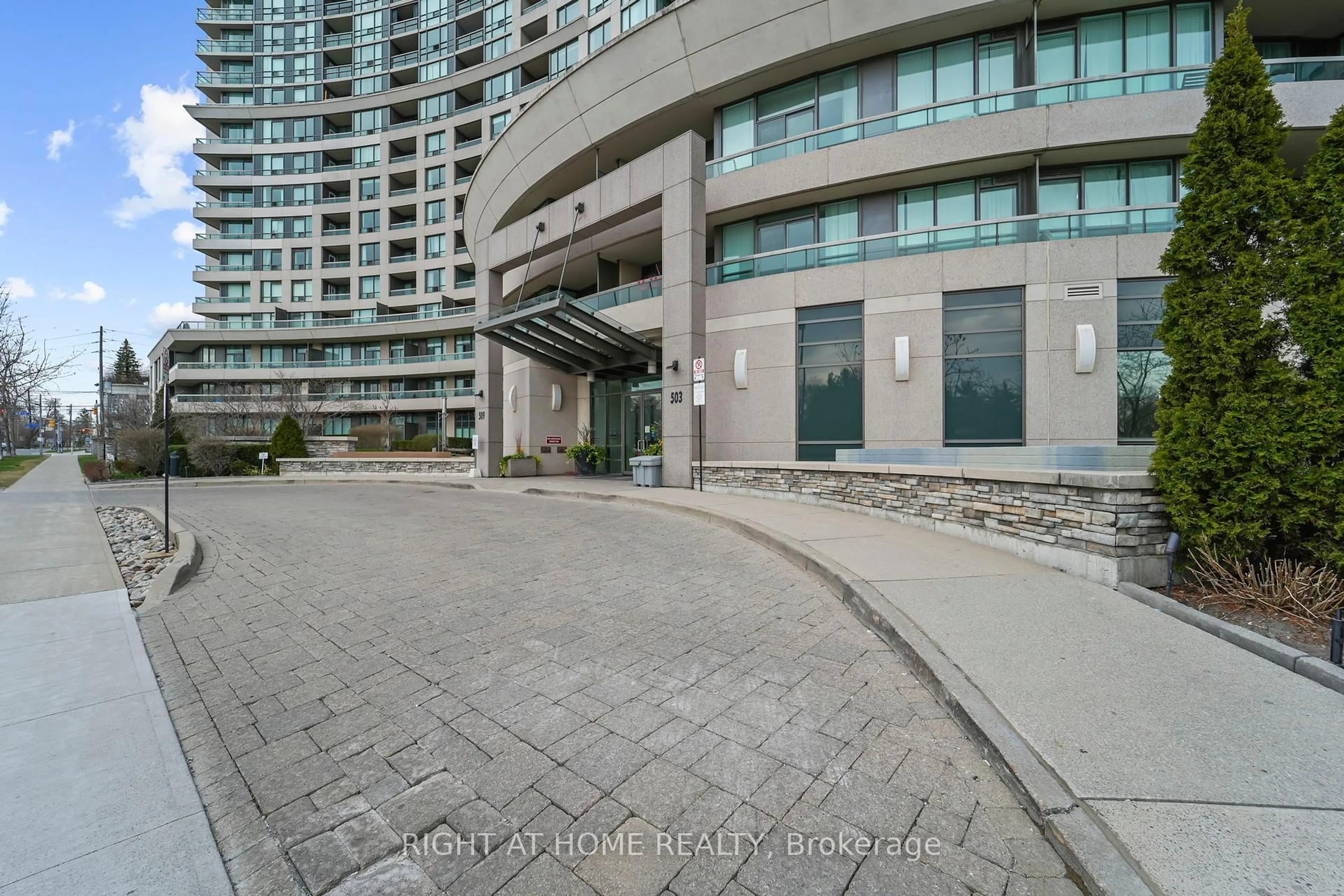 Patio, unknown for 503 Beecroft Rd #712, Toronto Ontario M2N 0A2