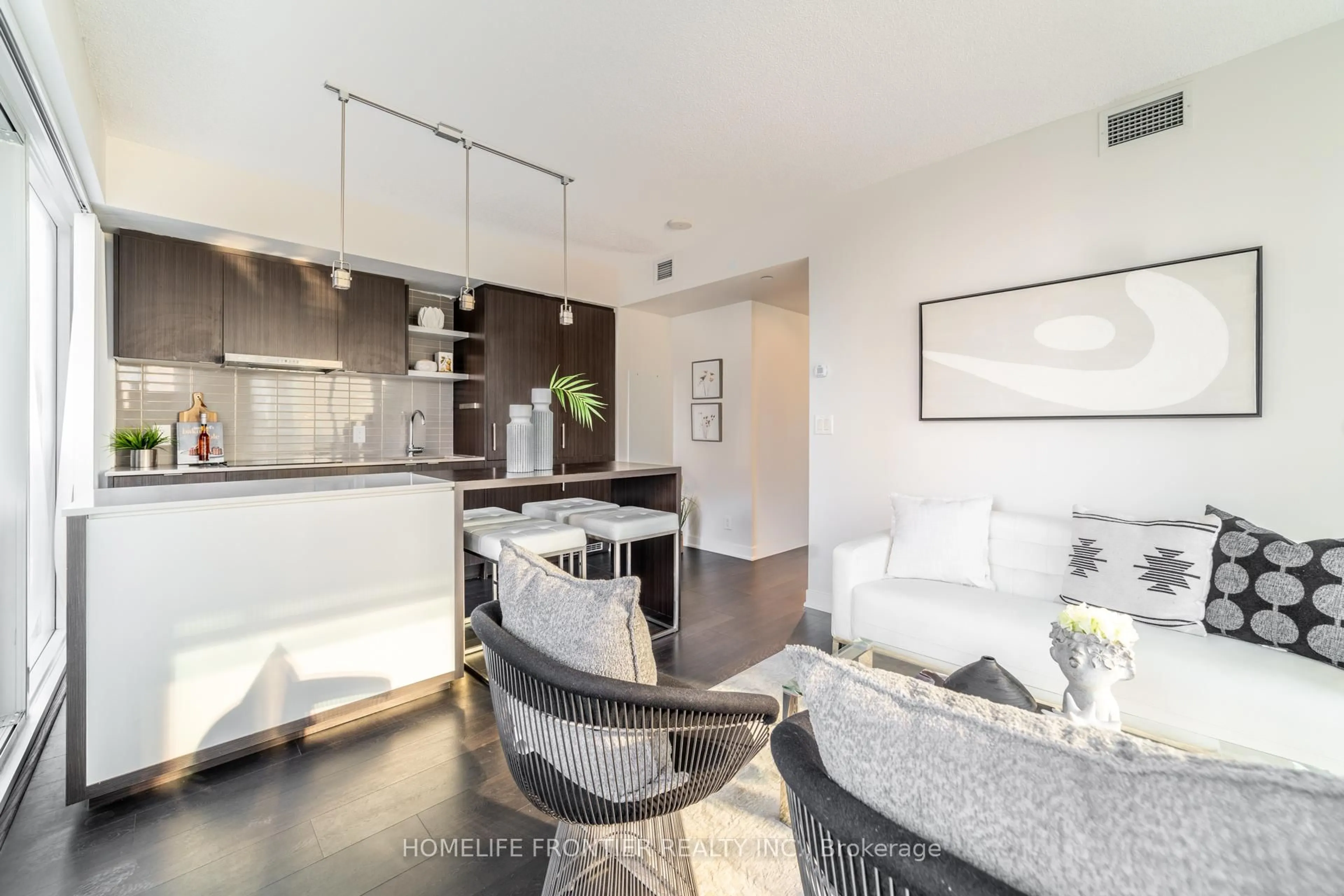Open concept kitchen, unknown for 88 Harbour St #1207, Toronto Ontario M5J 0C3