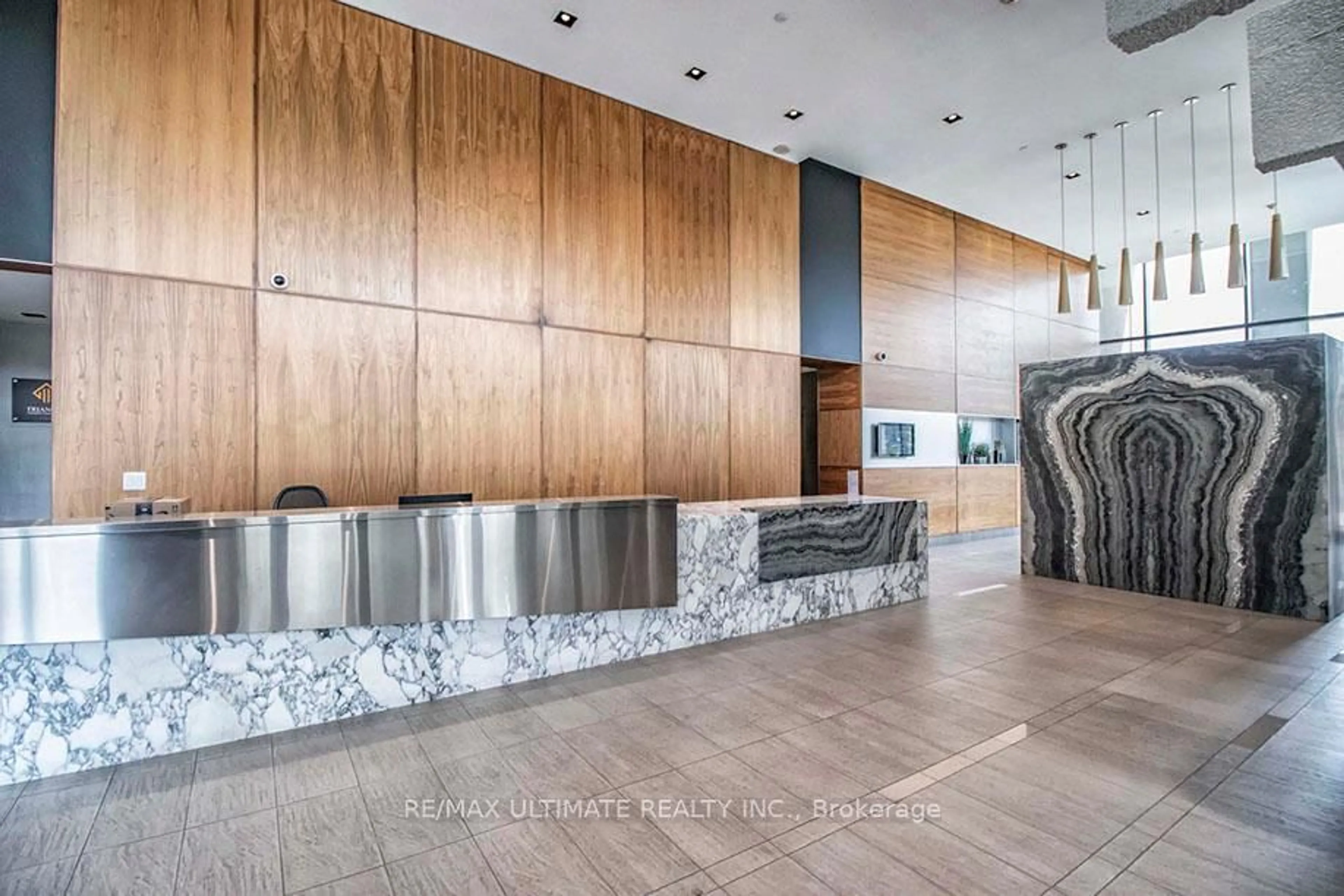 Lobby for 75 The Donway Way #503, Toronto Ontario M3C 2E9
