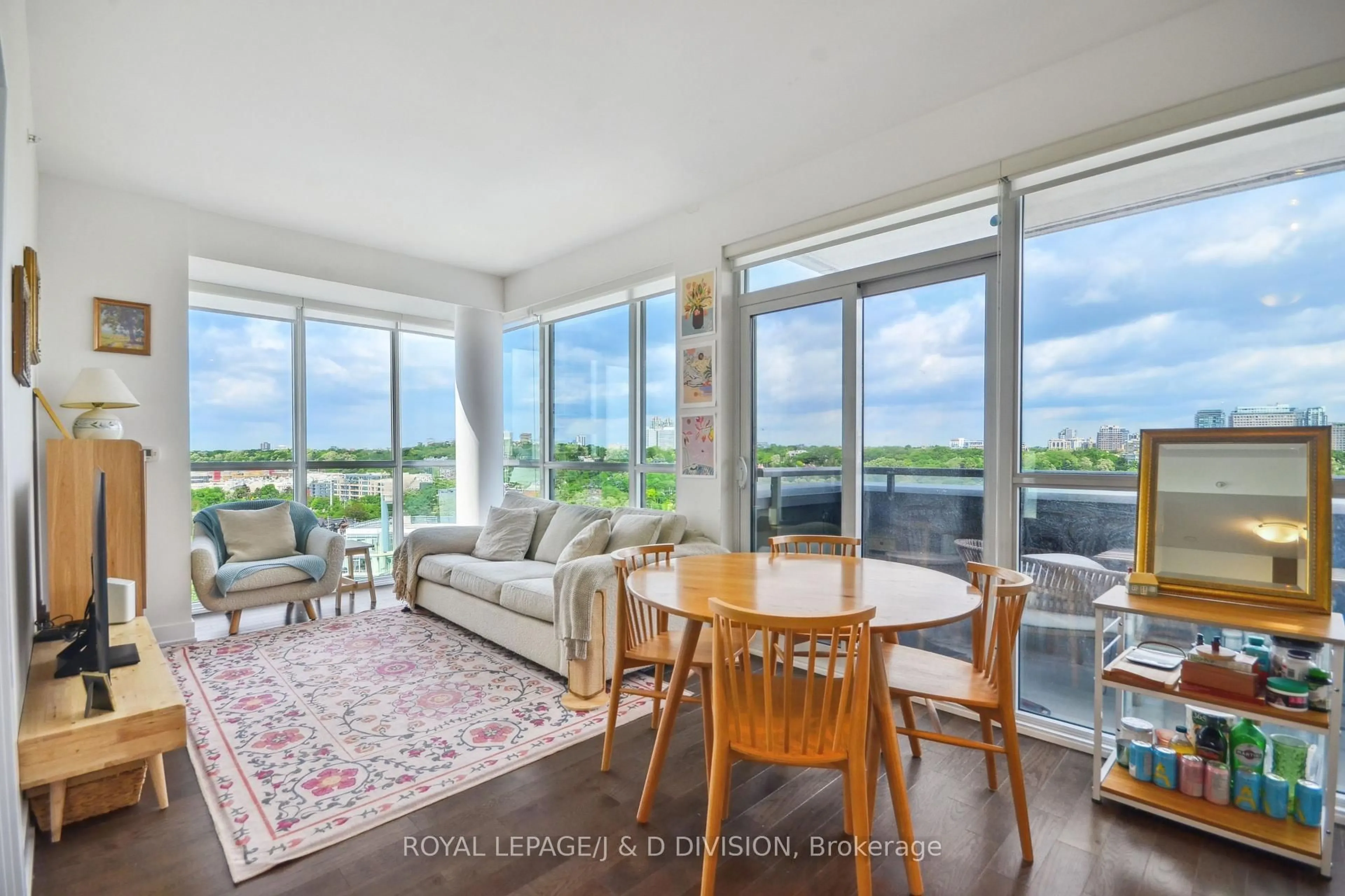 Living room with furniture, unknown for 181 Bedford Rd #1602, Toronto Ontario M5R 3P8