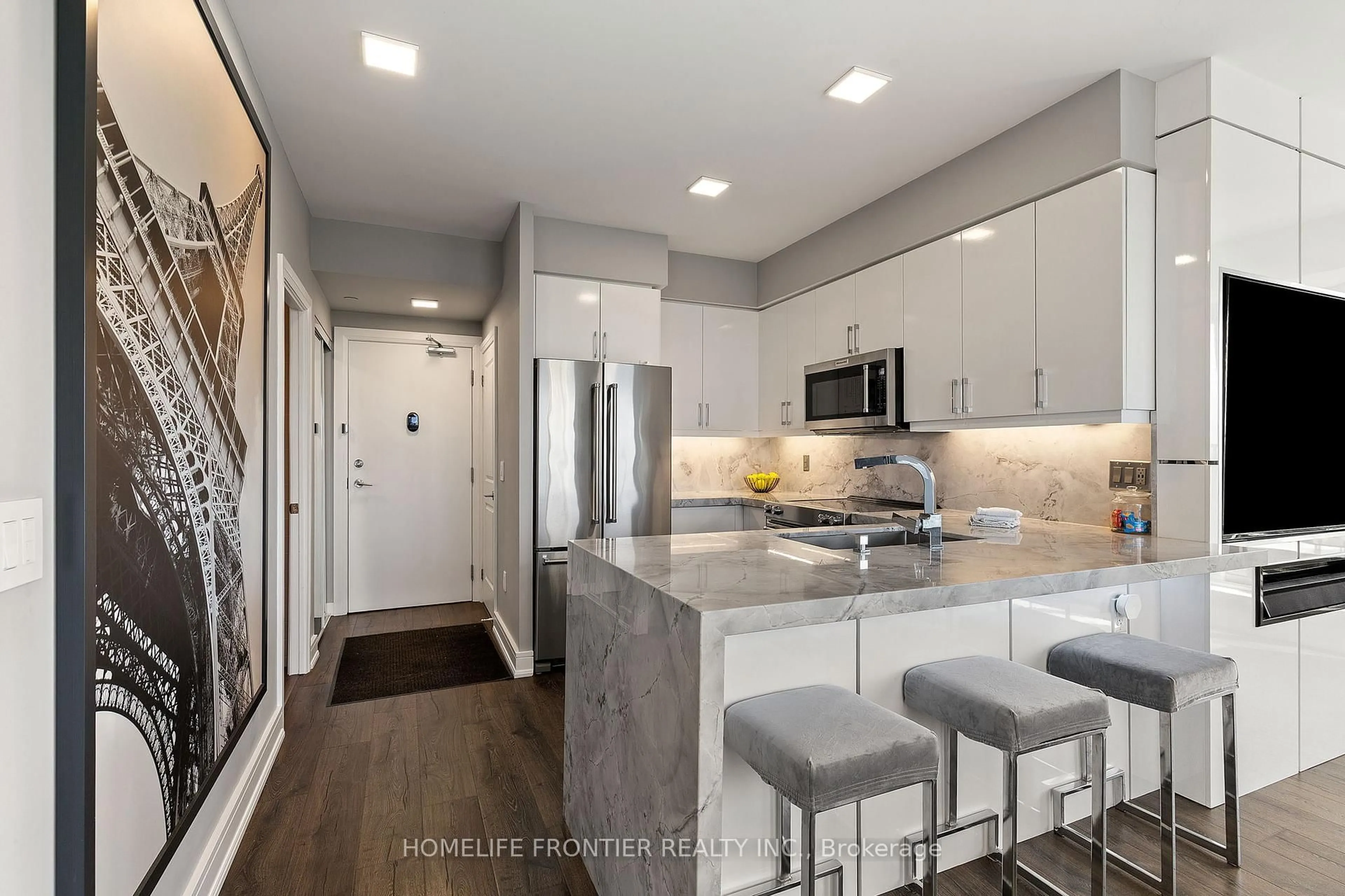 Contemporary kitchen, ceramic/tile floor for 741 Sheppard Ave #803, Toronto Ontario M3H 0C9