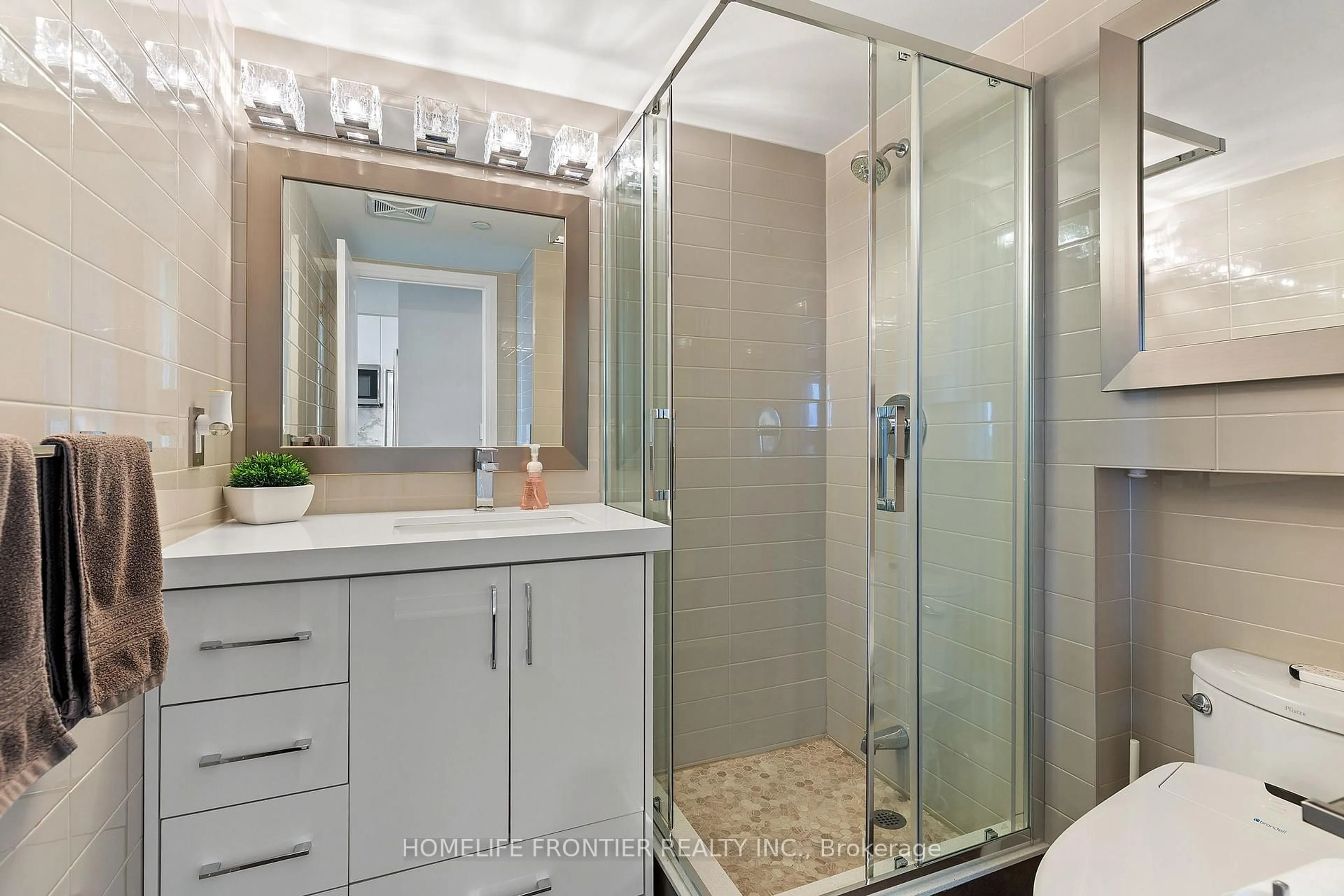 Contemporary bathroom, ceramic/tile floor for 741 Sheppard Ave #803, Toronto Ontario M3H 0C9