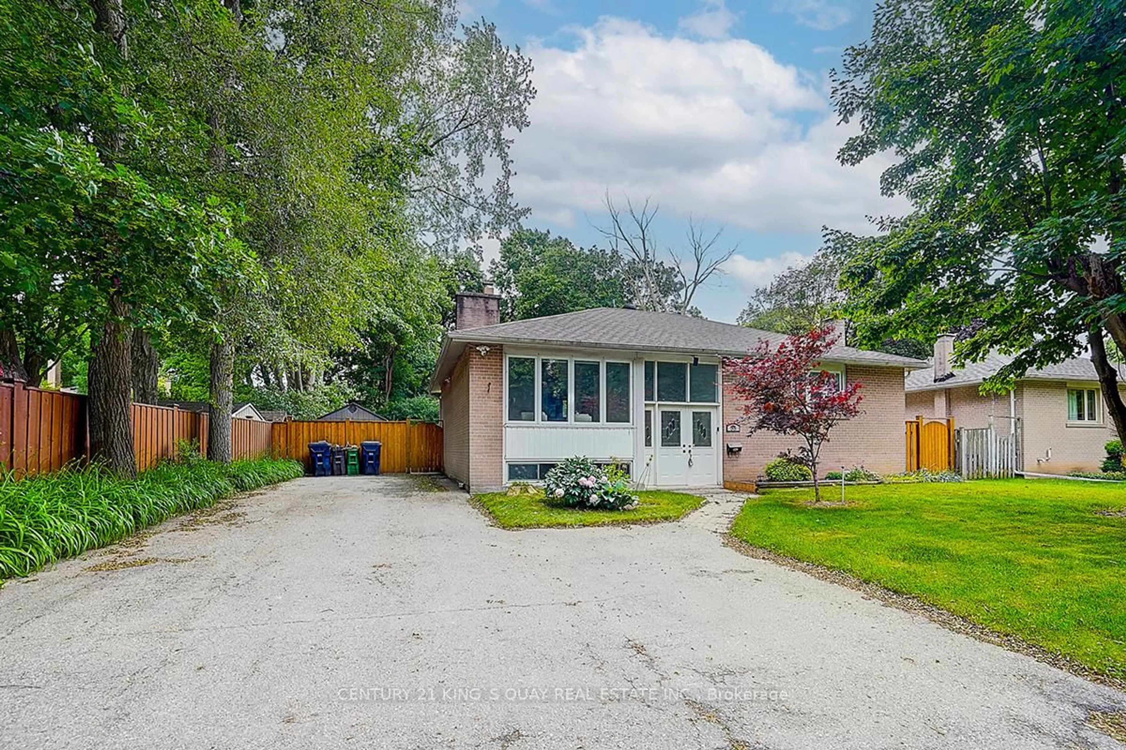 Unknown for 55 Three Valleys Dr, Toronto Ontario M3A 3B6