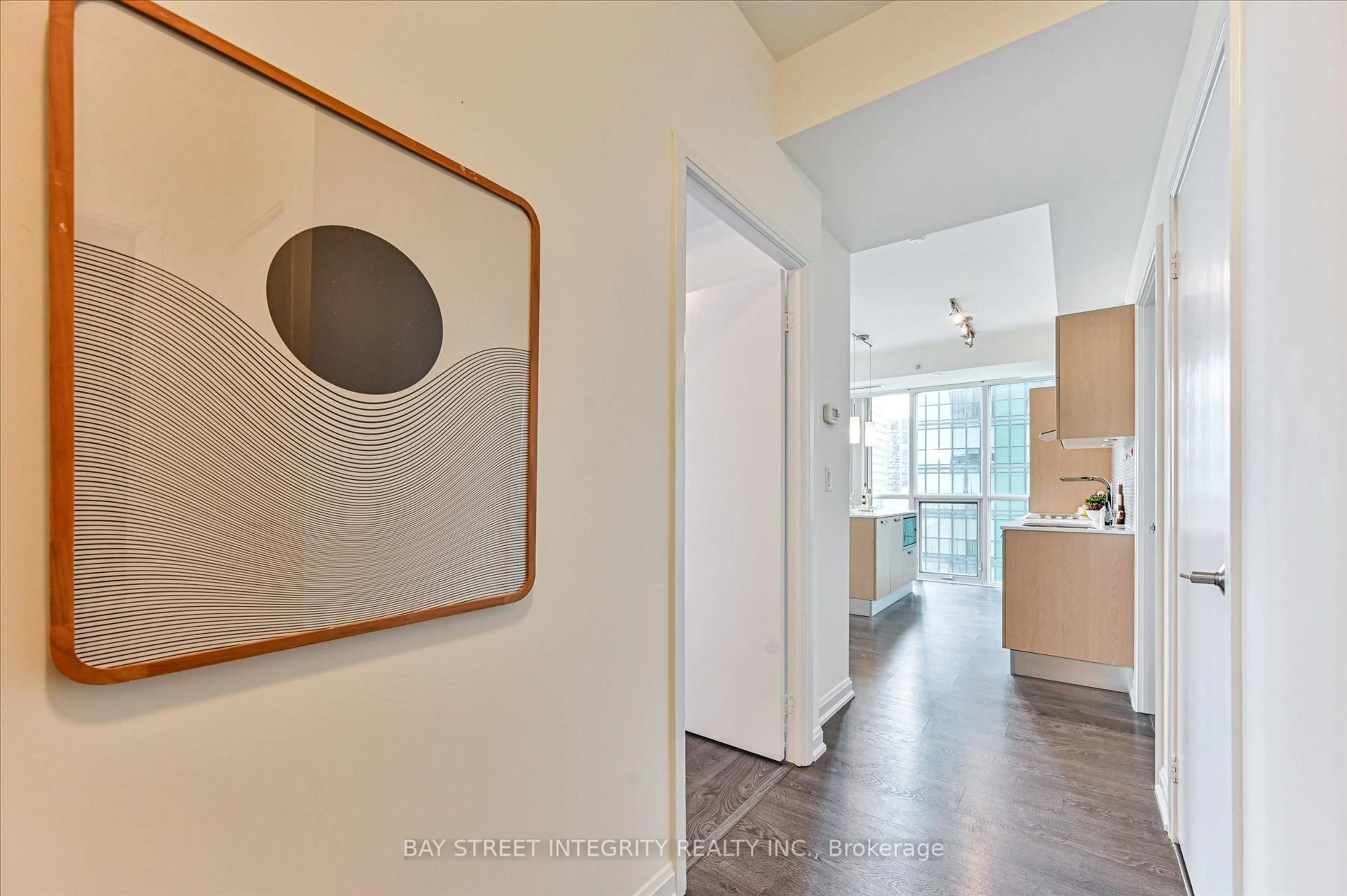 Indoor entryway for 11 Bogert Ave #1808, Toronto Ontario M2N 0H4