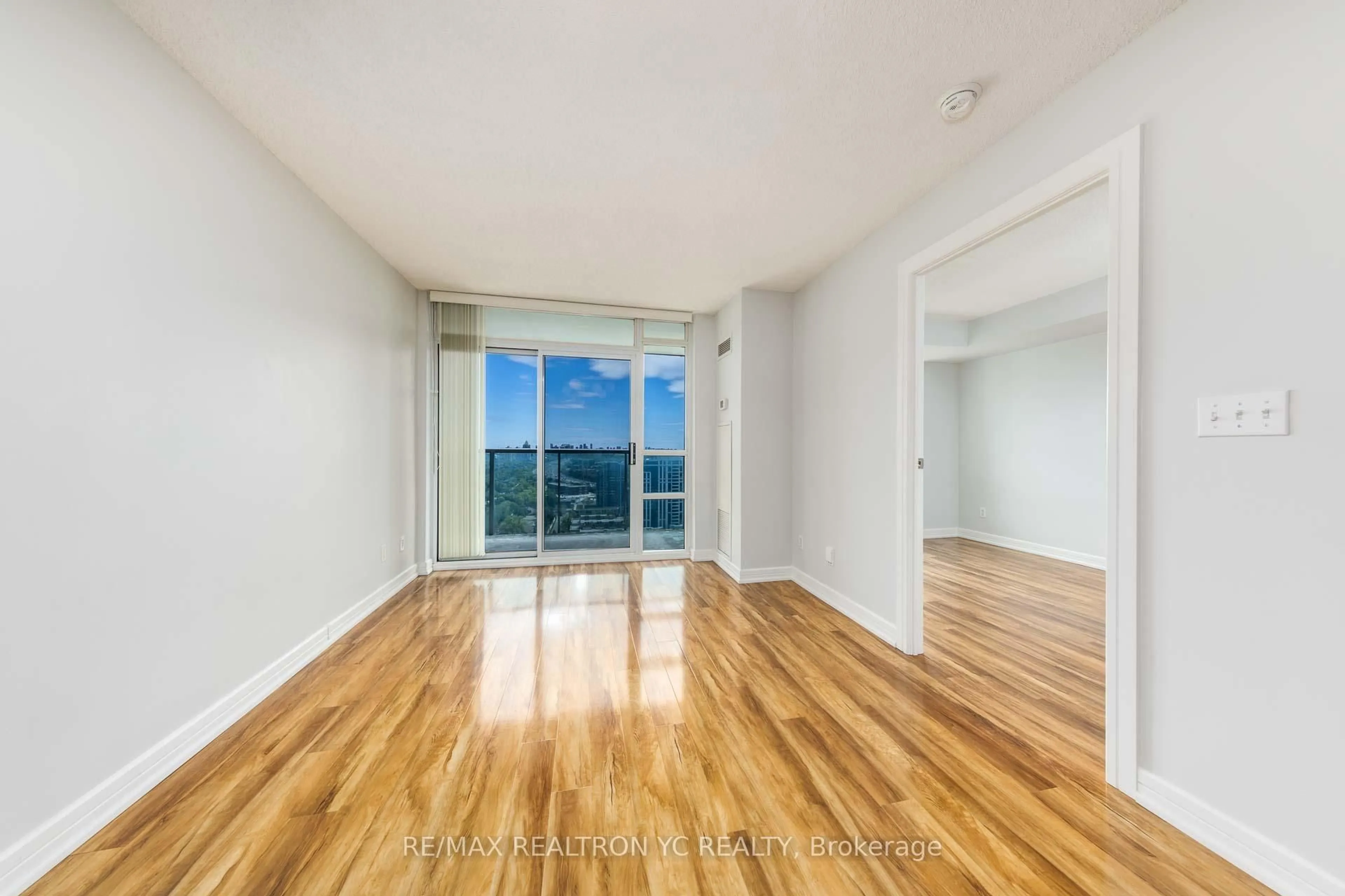 A pic of a room for 18 Harrison Garden Blvd #2607, Toronto Ontario M2N 7J6