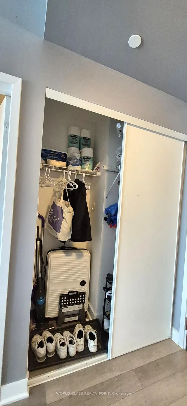 Additional property image - 290 Adelaide St Unit 1006