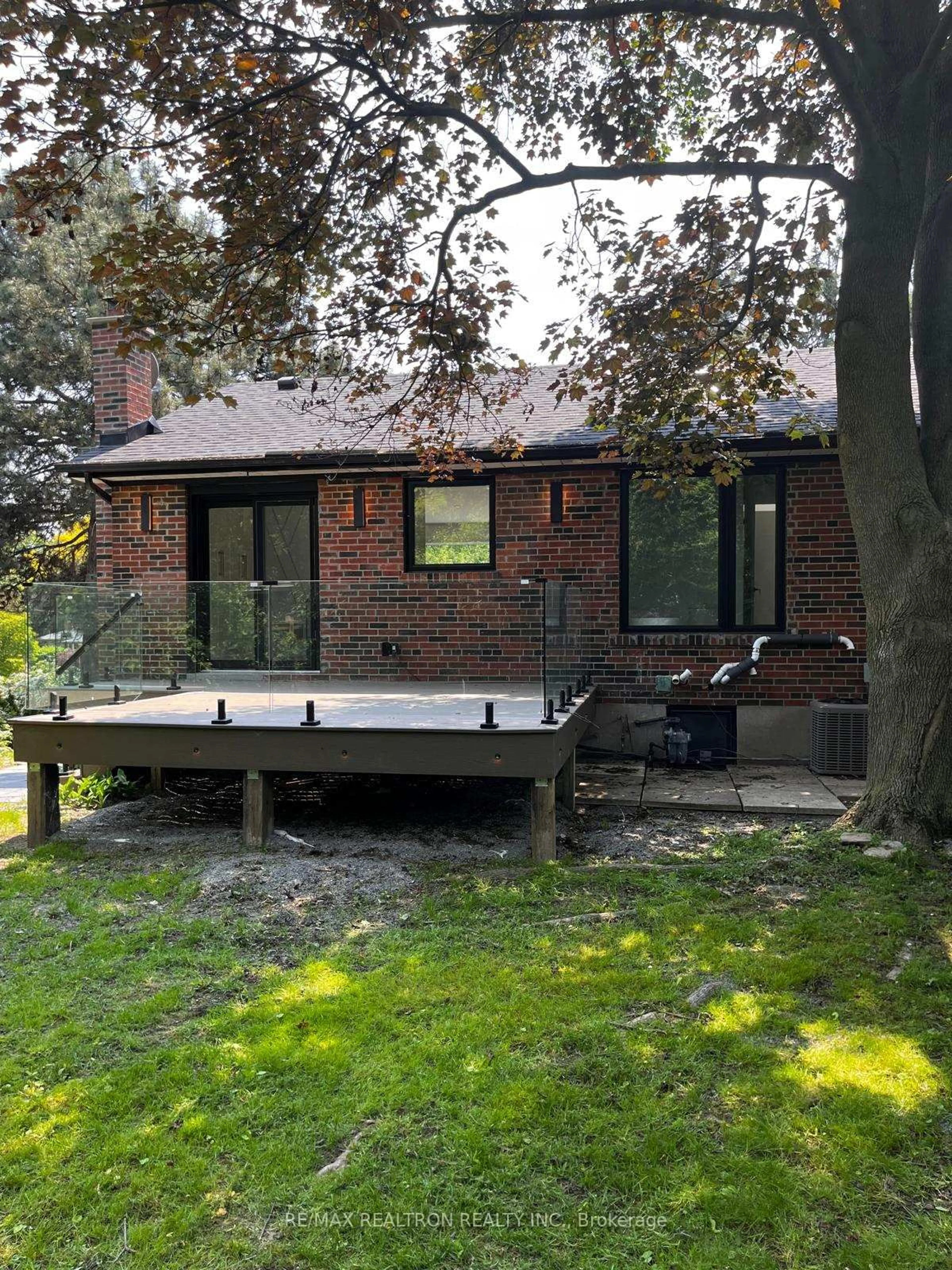 Home with brick exterior material, unknown for 186 Sweeney Dr, Toronto Ontario M4A 1V4