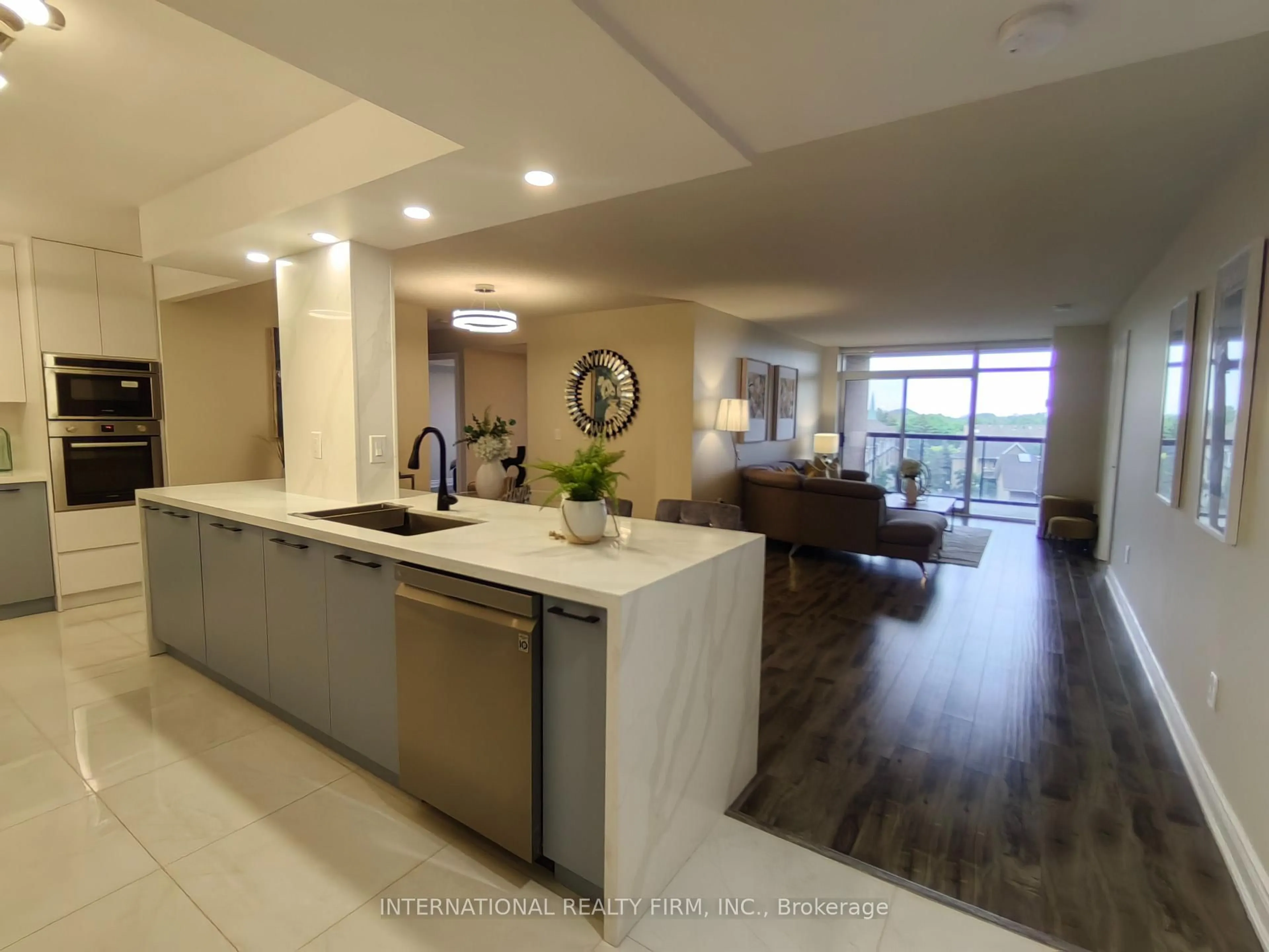 Open concept kitchen, unknown for 880 Grandview Way #605, Toronto Ontario M2N 7B2