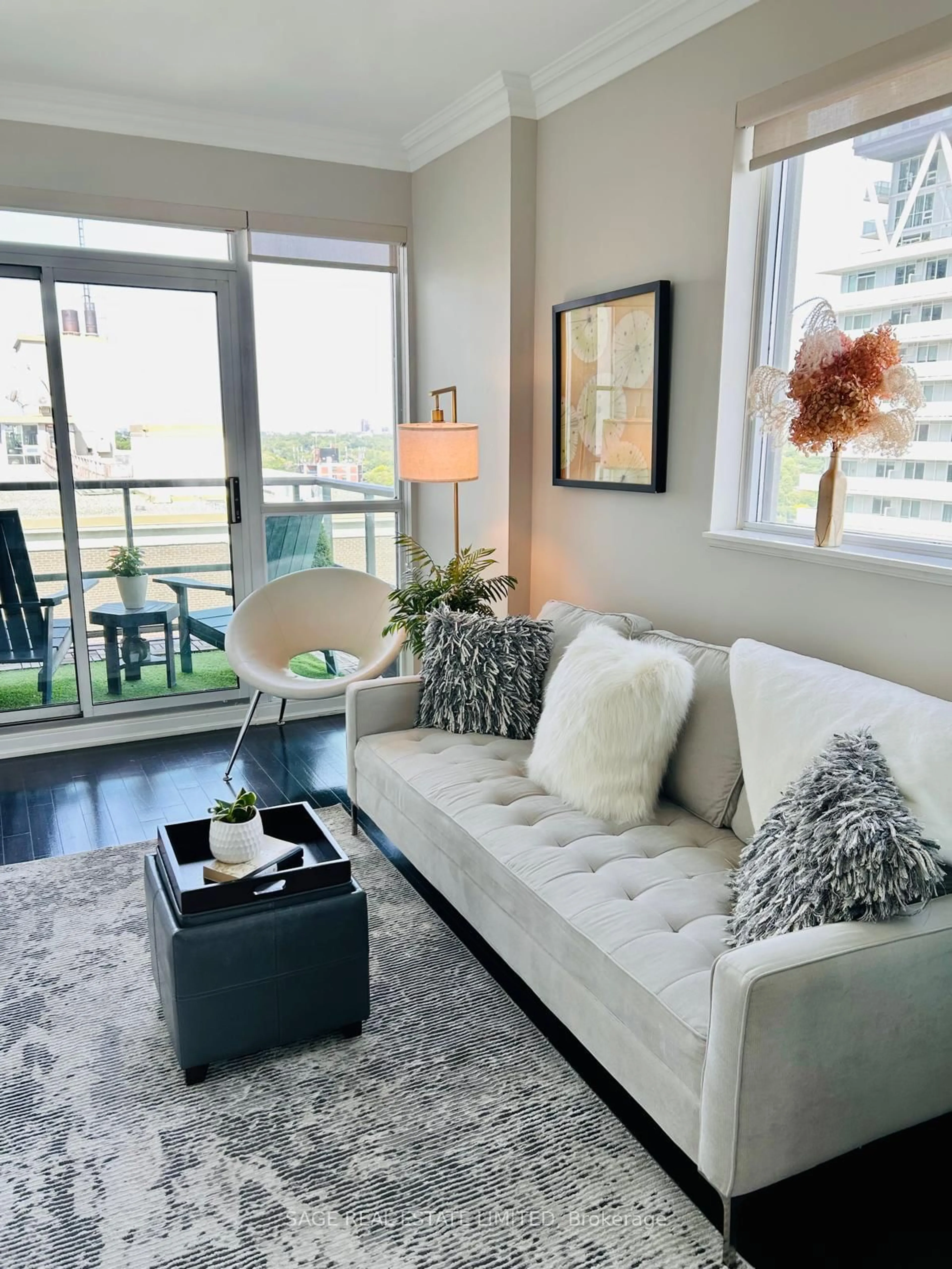 Living room with furniture, unknown for 88 Broadway Ave #PH5, Toronto Ontario M4P 0A5