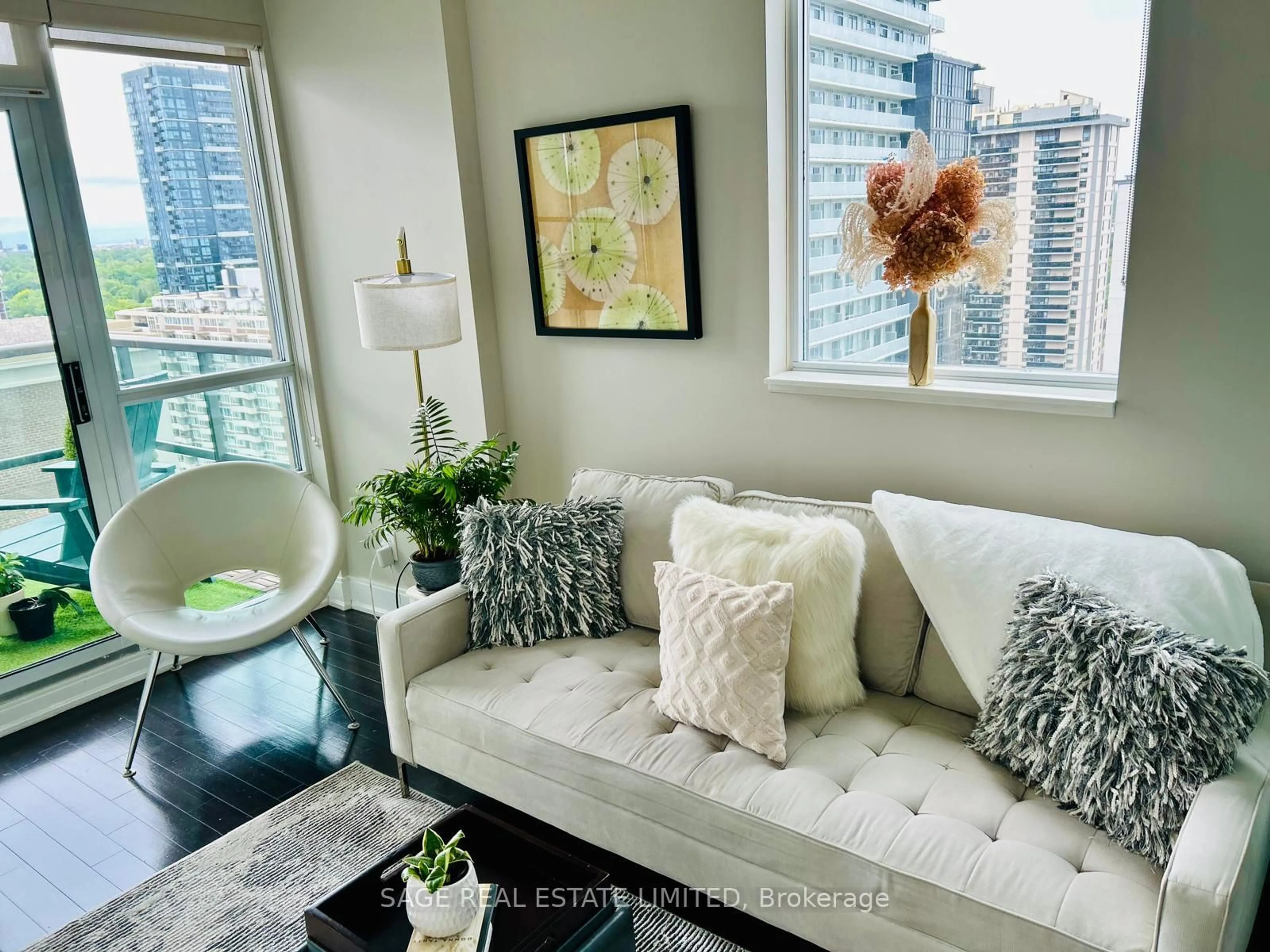 Living room with furniture, unknown for 88 Broadway Ave #PH5, Toronto Ontario M4P 0A5