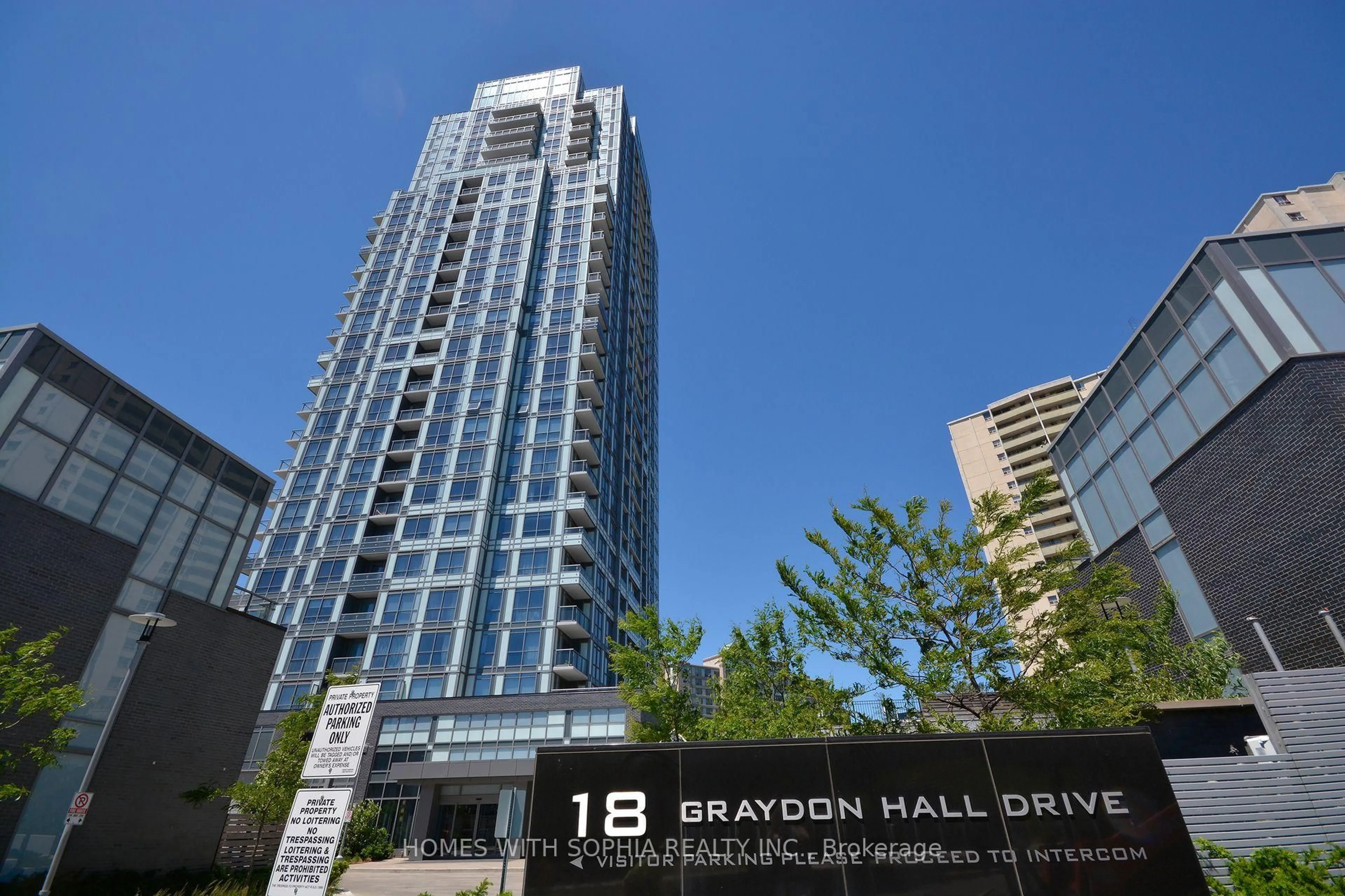 Indoor foyer for 18 Graydon Hall Dr #2004, Toronto Ontario M3A 0A4