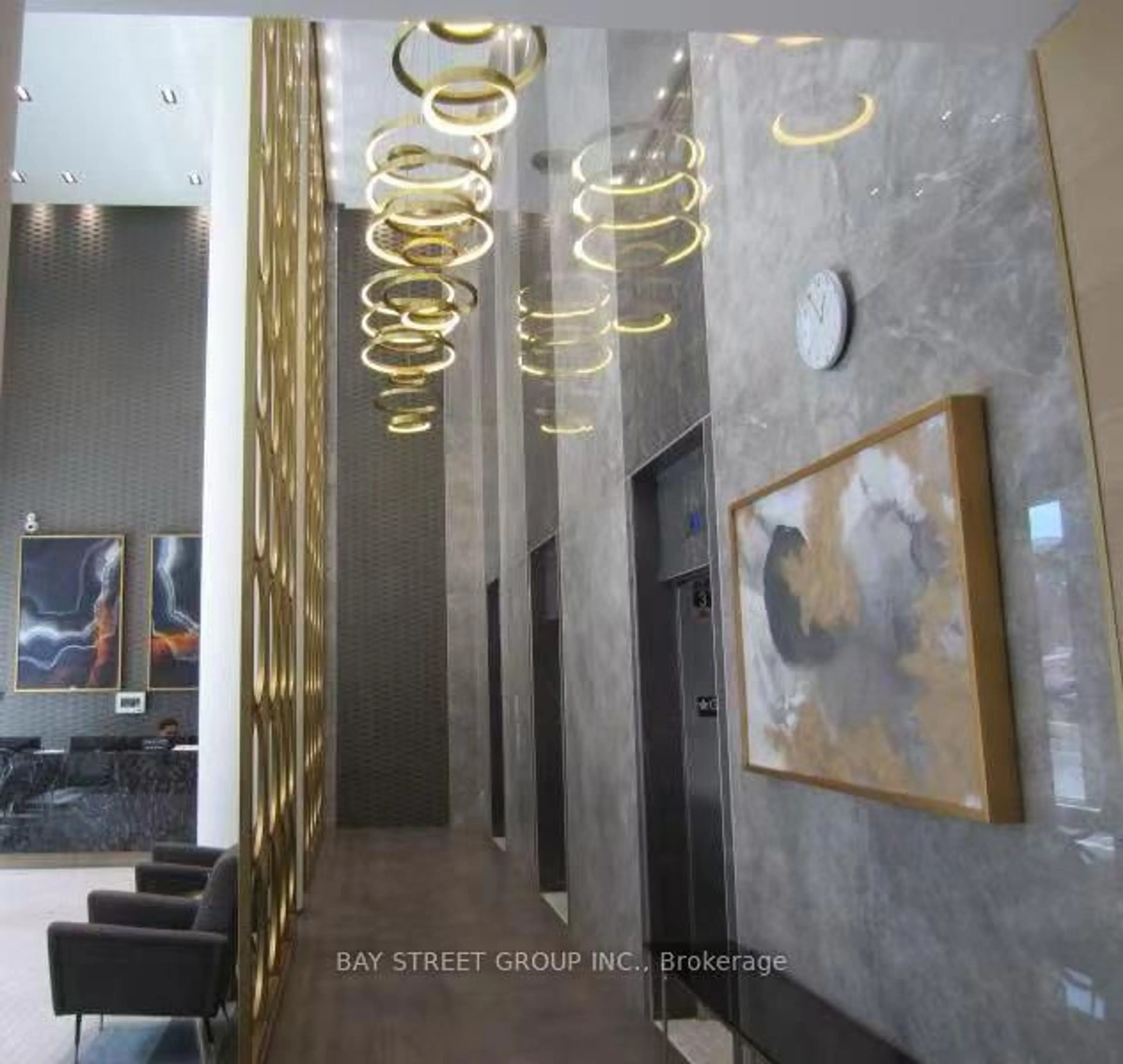 Indoor foyer for 330 RICHMOND St #1802, Toronto Ontario M5V 0M4