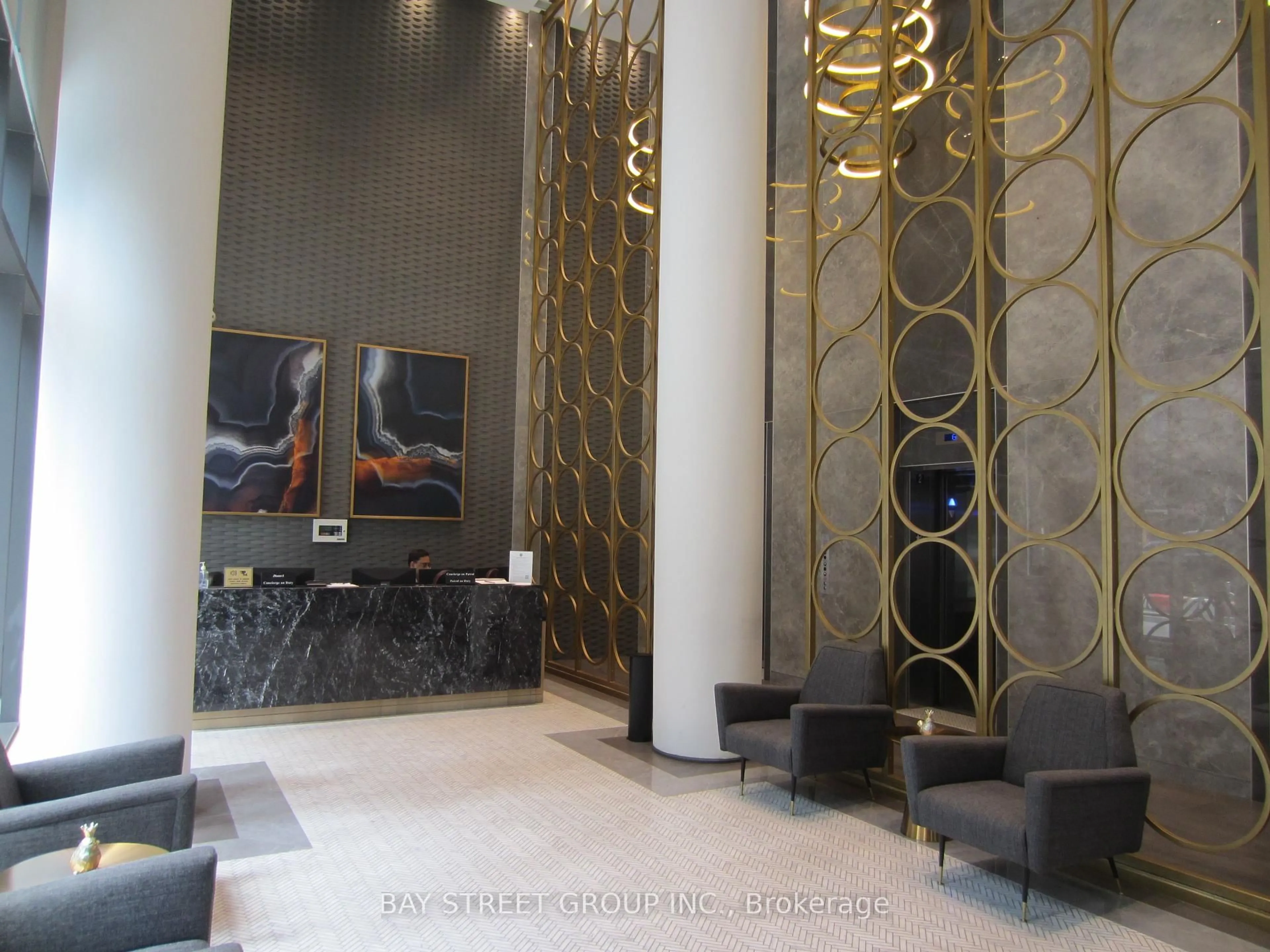 Lobby for 330 RICHMOND St #1802, Toronto Ontario M5V 0M4