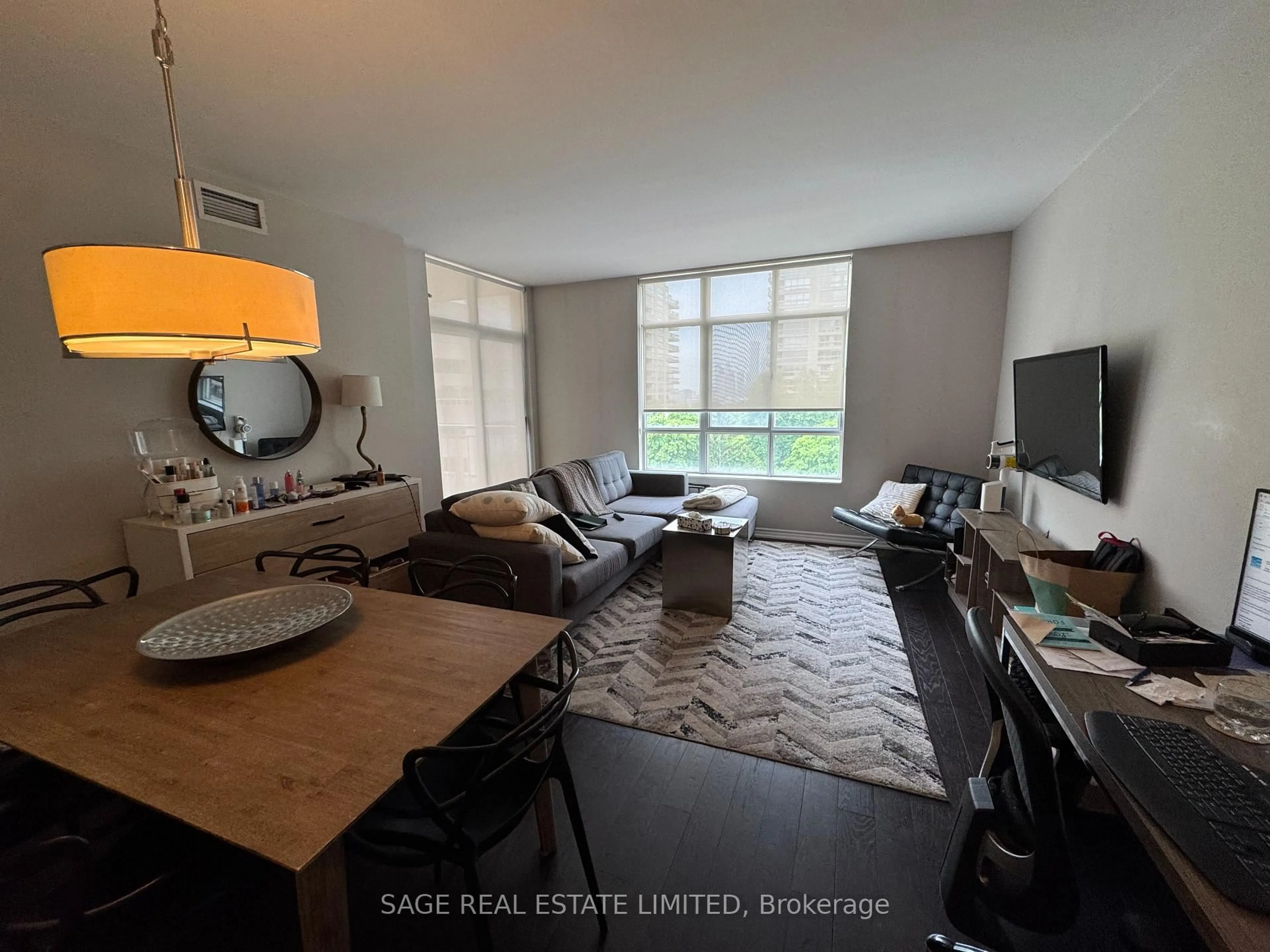 A pic of a room for 1 Deer Park Cres #803, Toronto Ontario M4V 3C4