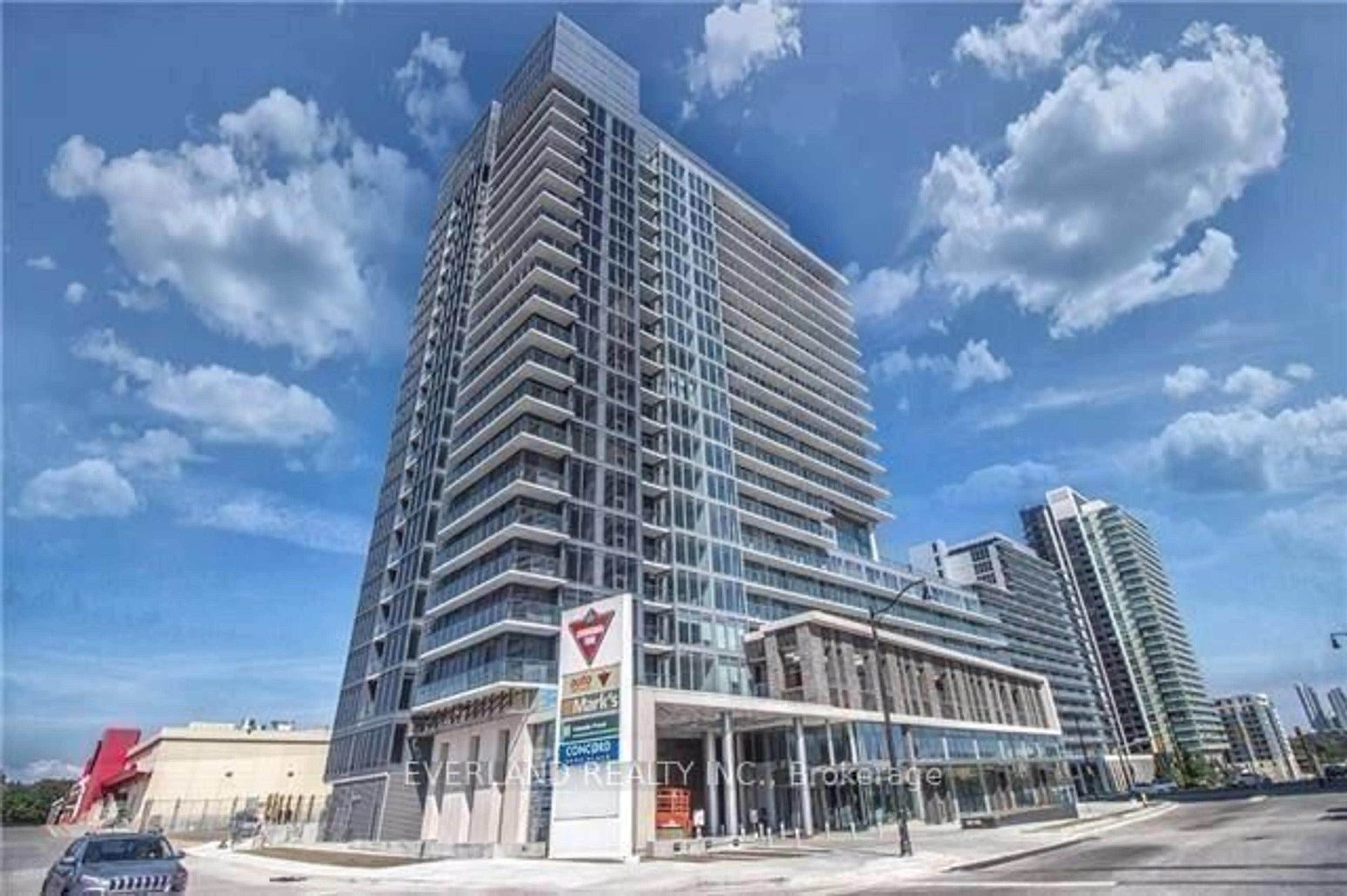 Indoor foyer for 72 Esther Shiner Blvd #2007, Toronto Ontario M2K 2X9