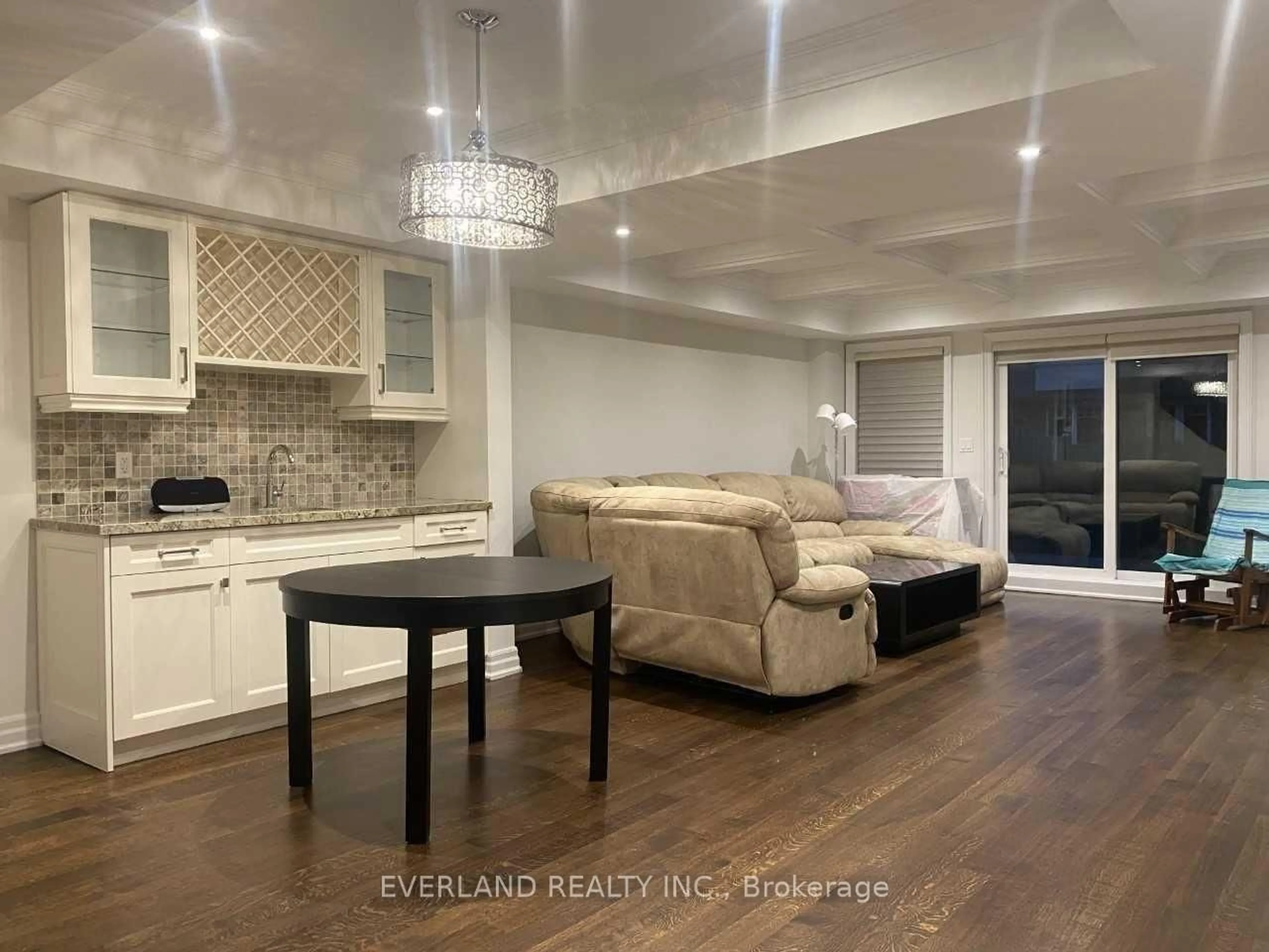 Open concept kitchen, wood/laminate floor for 160B Finch Ave, Toronto Ontario M2N 4R9