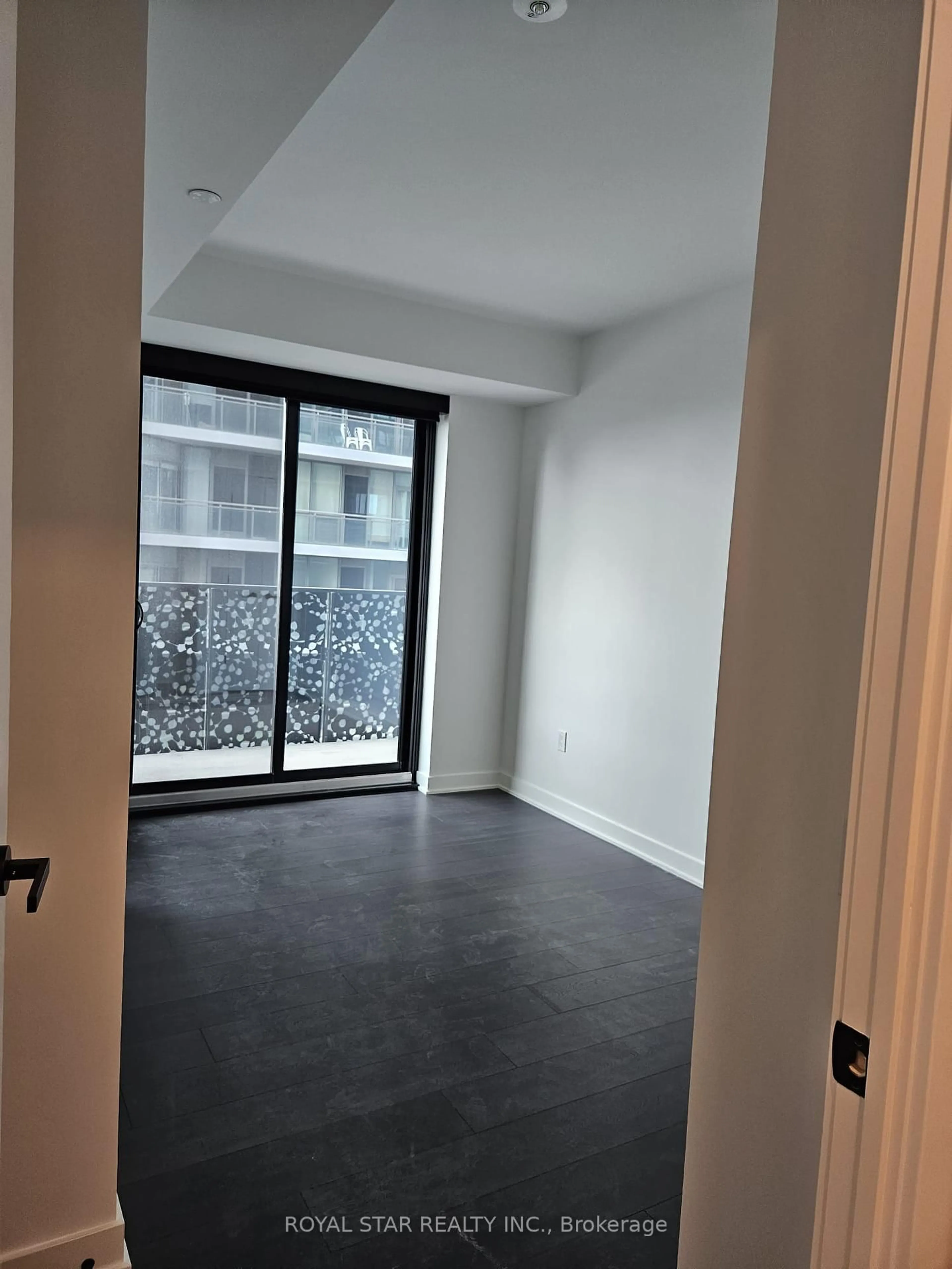 A pic of a room for 55 Charles St #2706, Toronto Ontario M4Y 0J1
