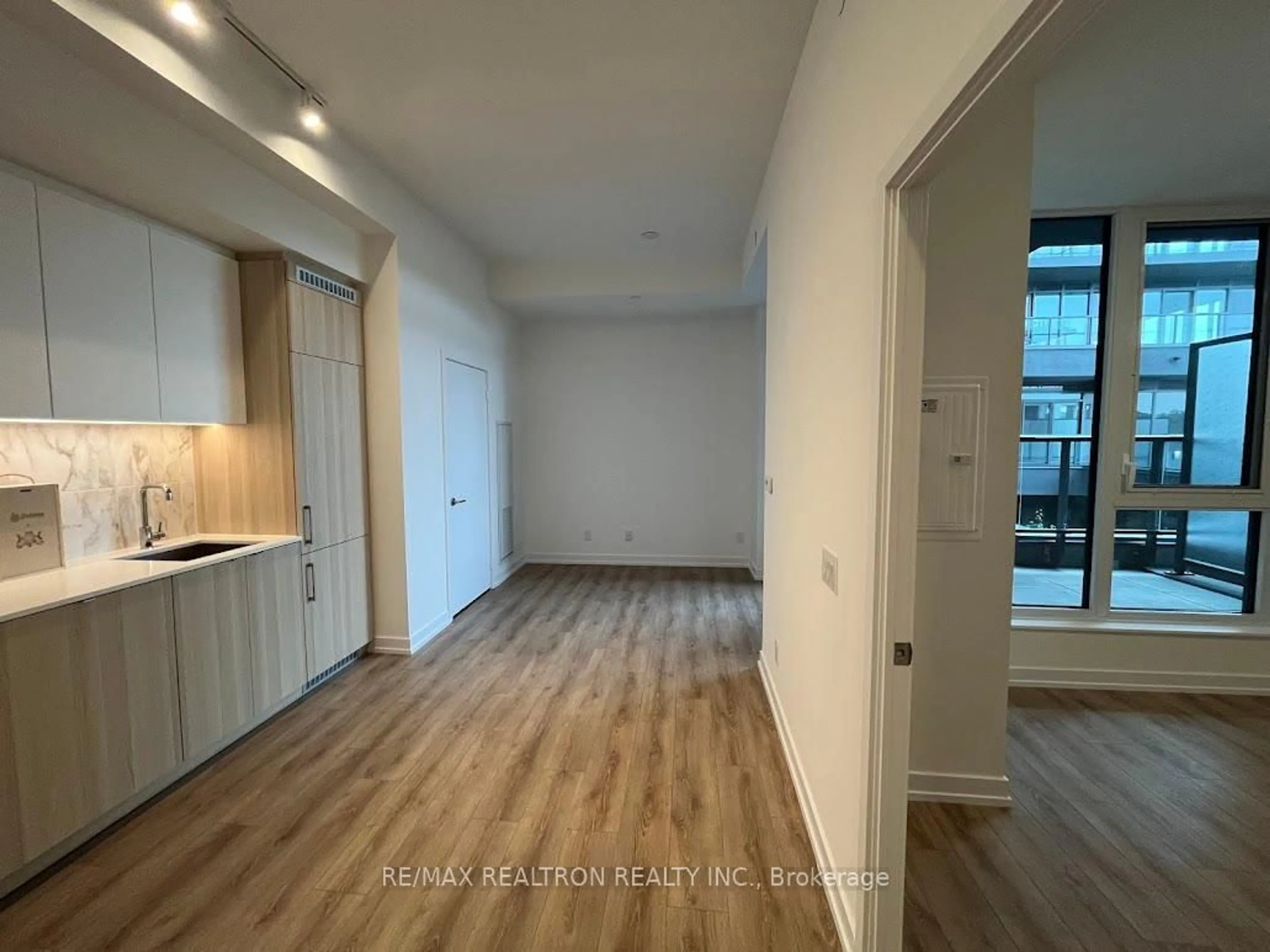 A pic of a room for 500 Dupont St #301, Toronto Ontario M6G 0B8