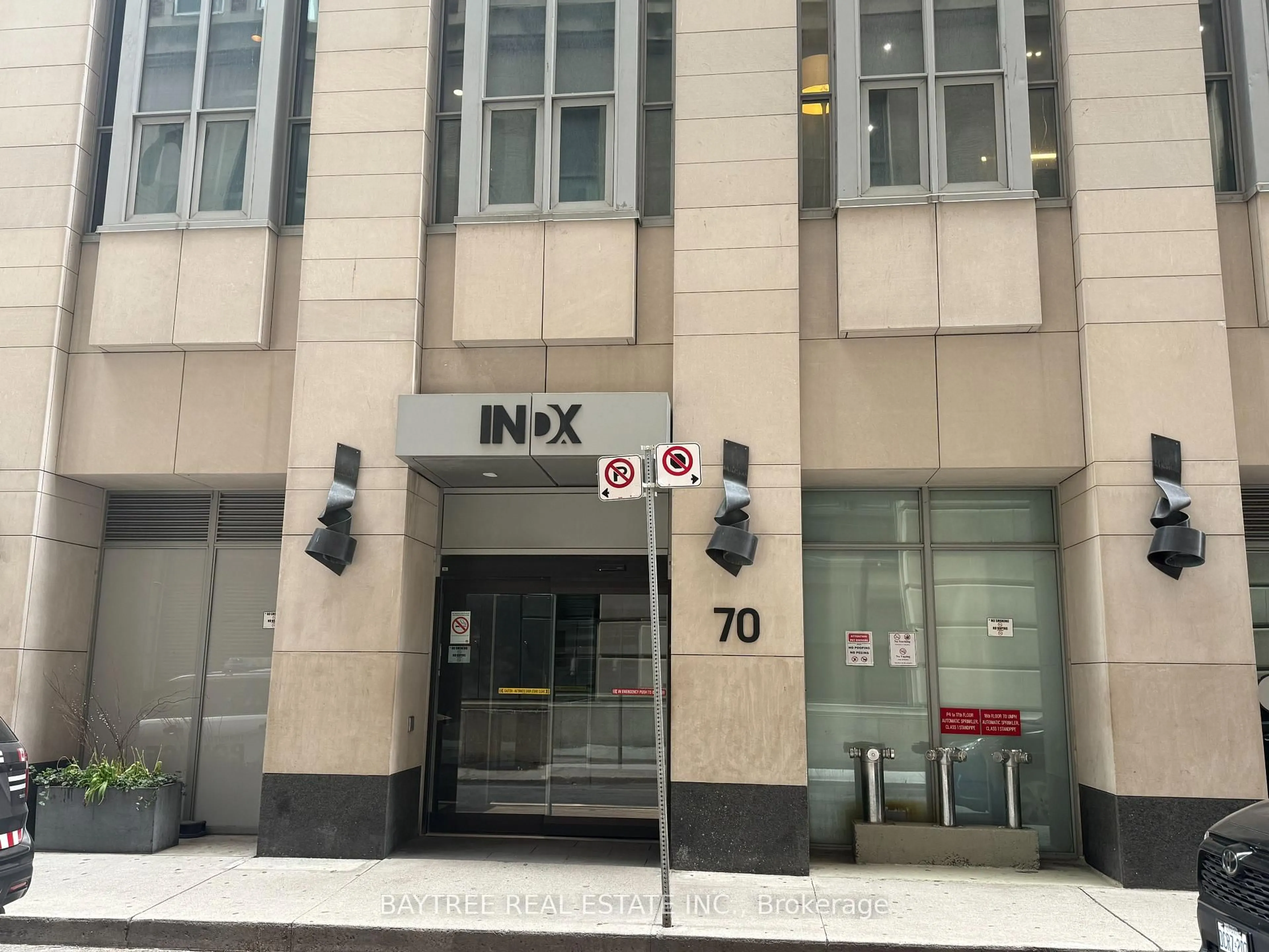 Indoor foyer for 70 Temperance St #2610, Toronto Ontario M5H 0B1