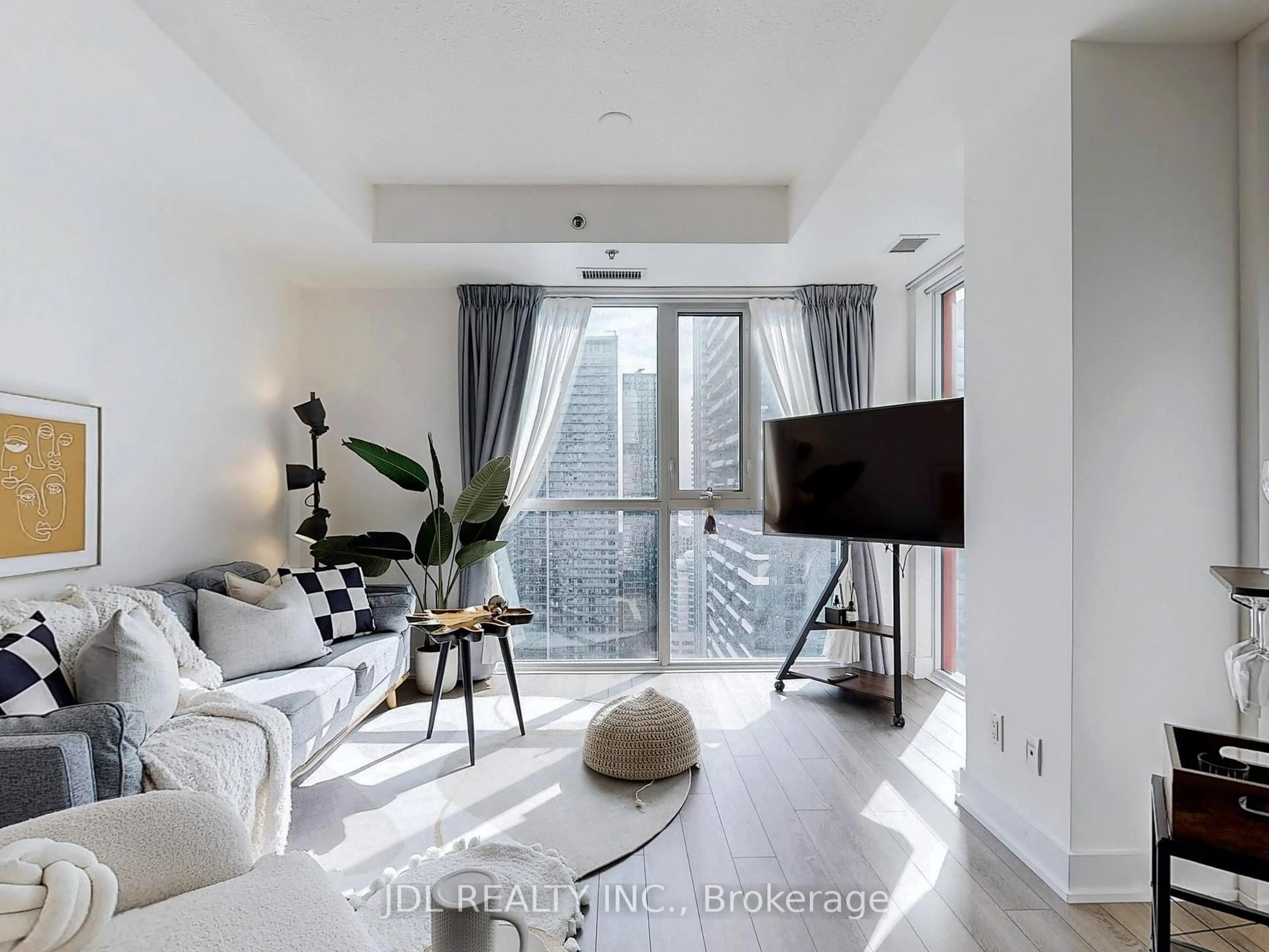 Living room with furniture, unknown for 318 Richmond St #3107, Toronto Ontario M5V 0B4