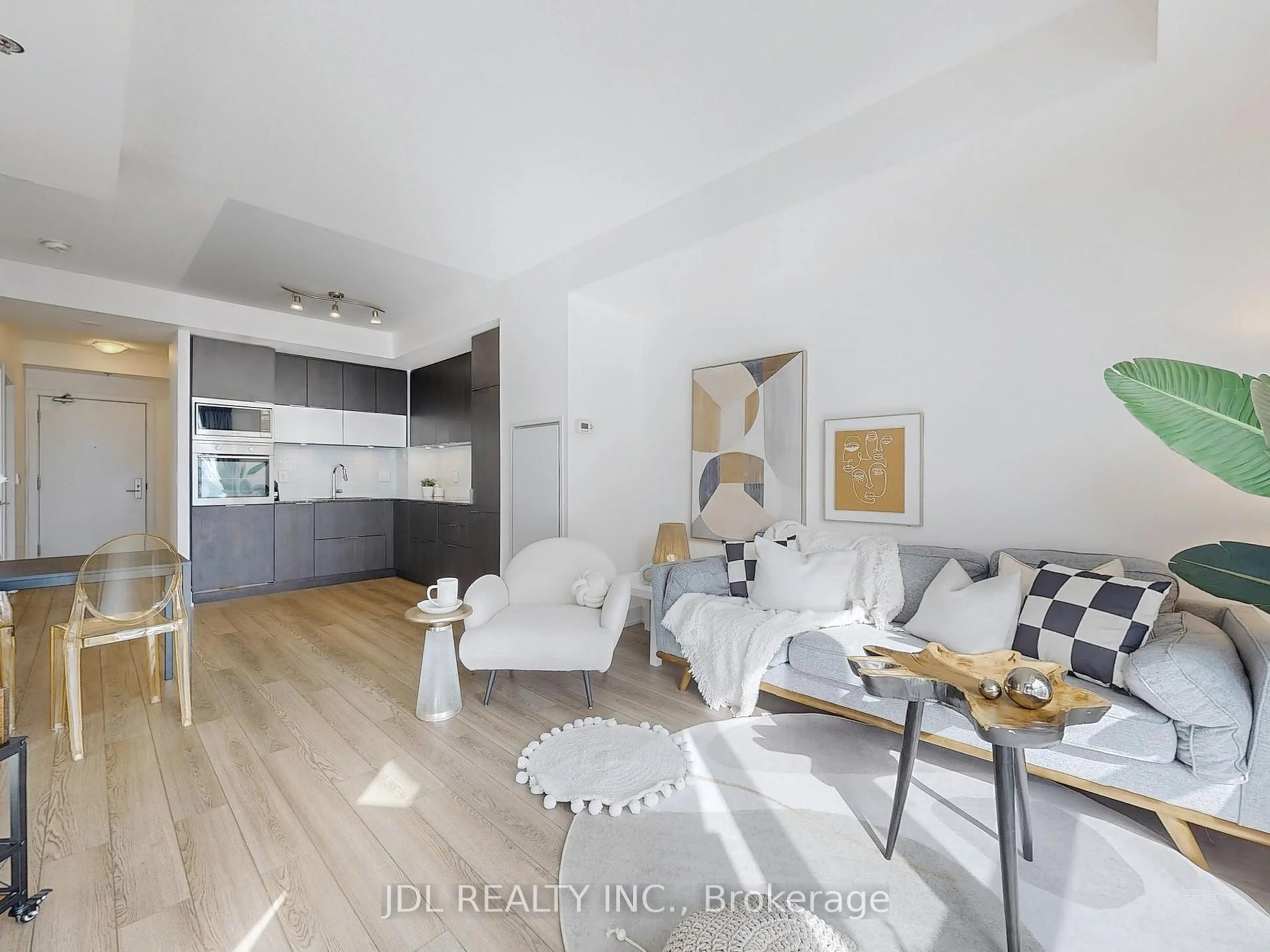 Living room with furniture, unknown for 318 Richmond St #3107, Toronto Ontario M5V 0B4