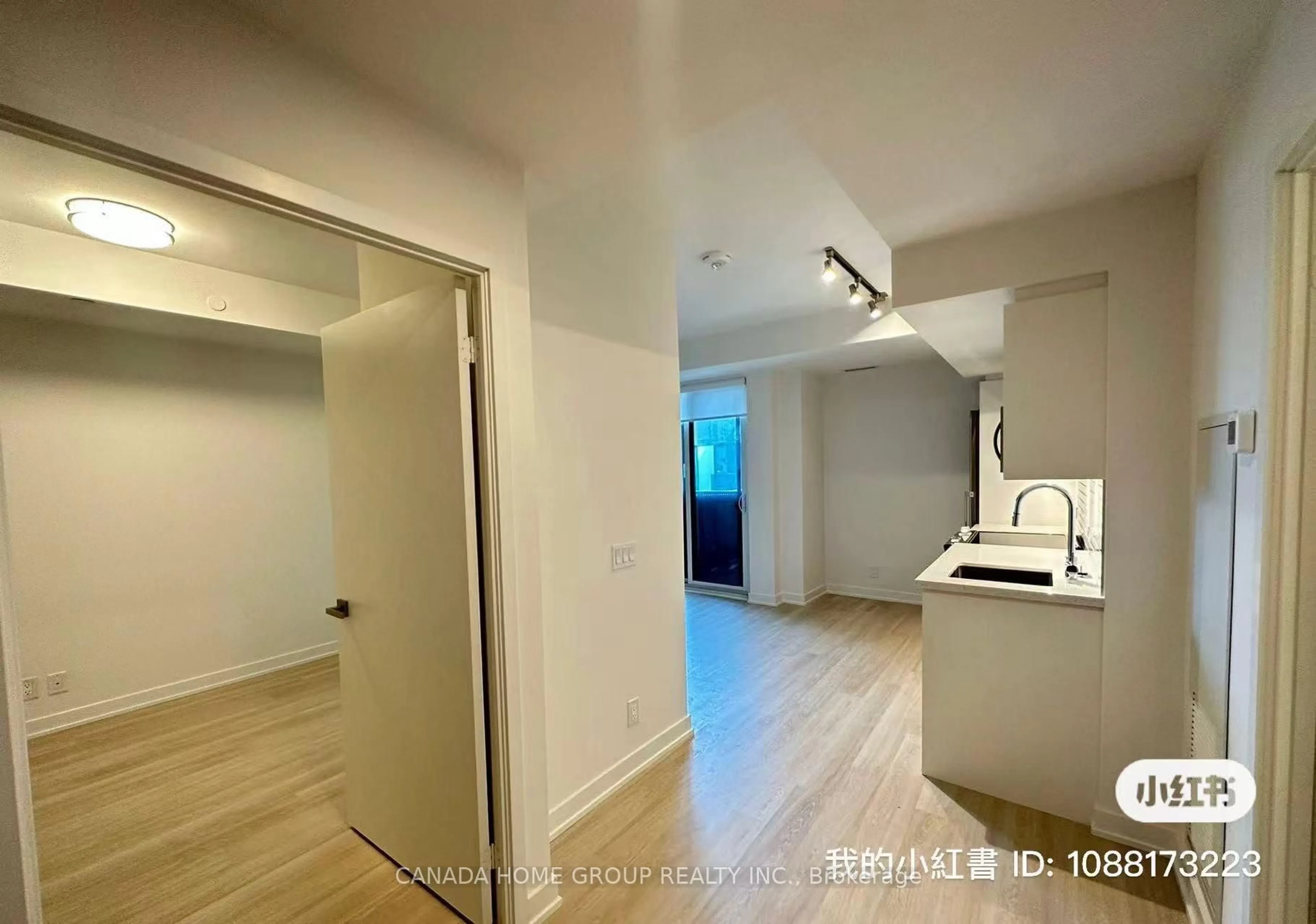 A pic of a room for 30 Tippett Rd #1024, Toronto Ontario M3H 0E3