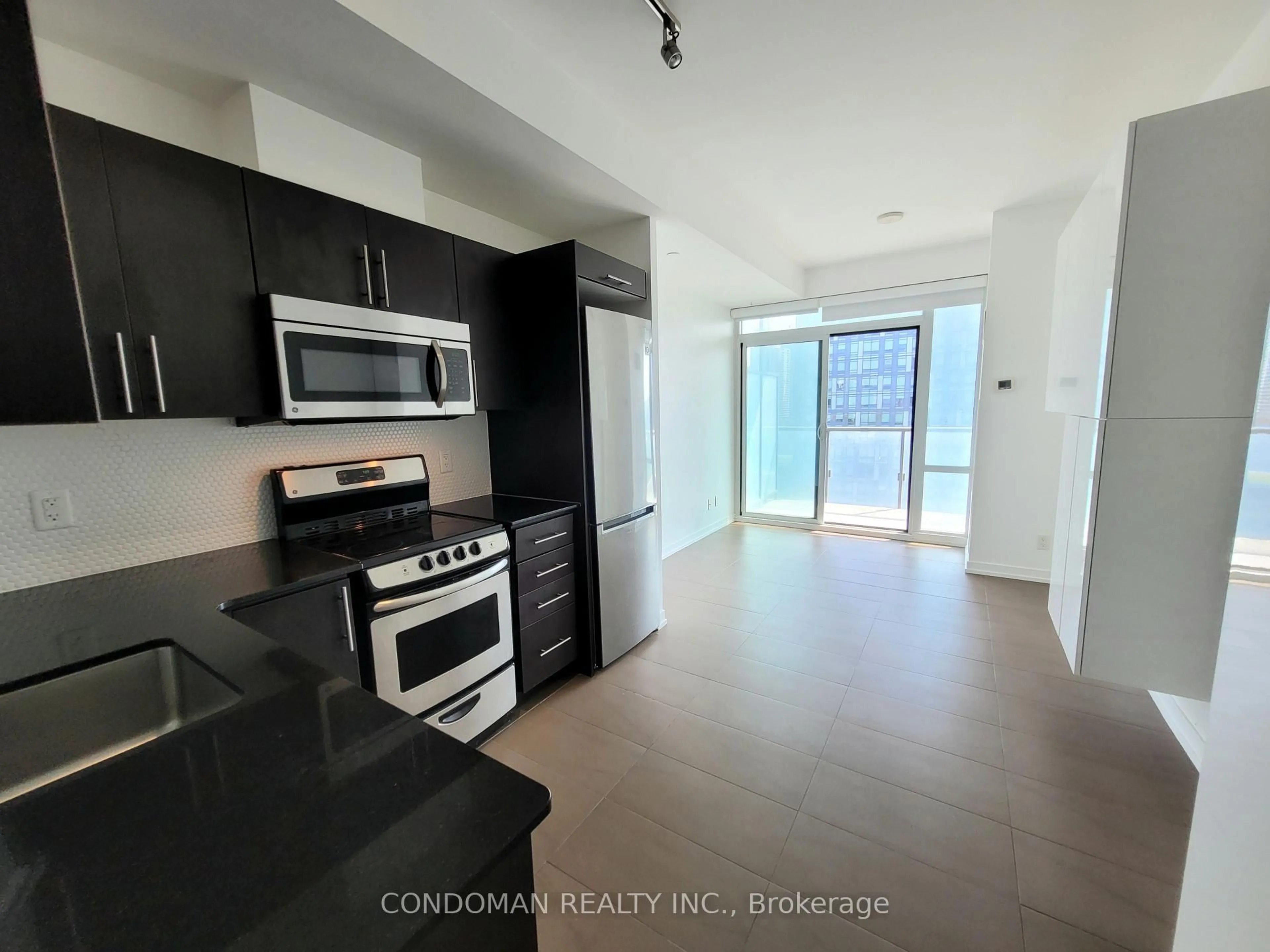 Unknown for 170 Fort York Blvd #1205, Toronto Ontario M5V 0E6