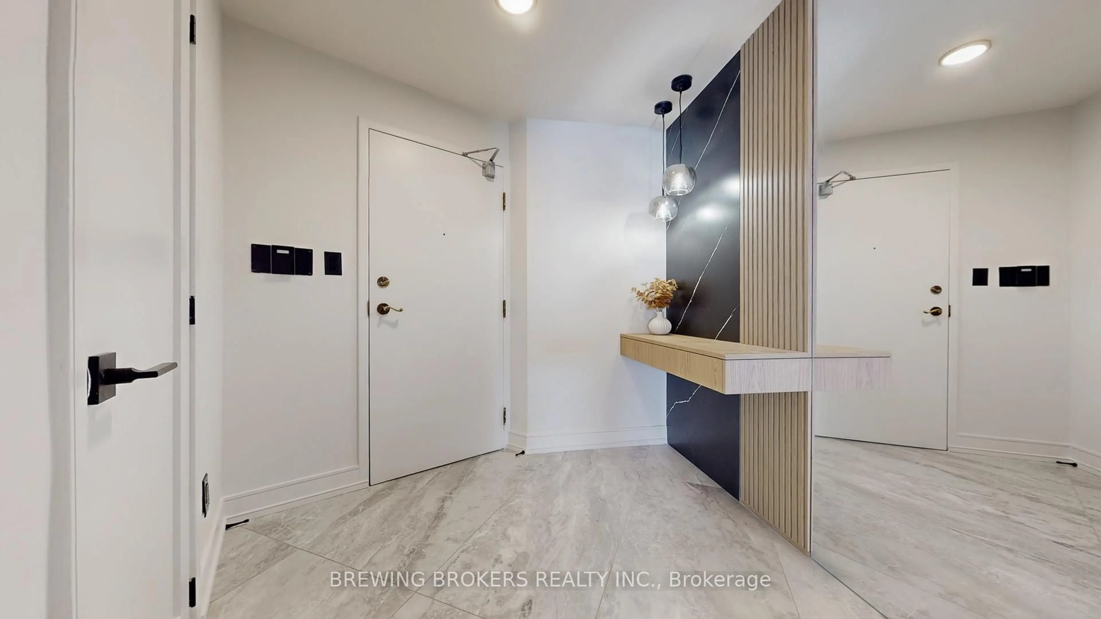 Indoor entryway for 85 Skymark Dr #501, Toronto Ontario M2H 3P2