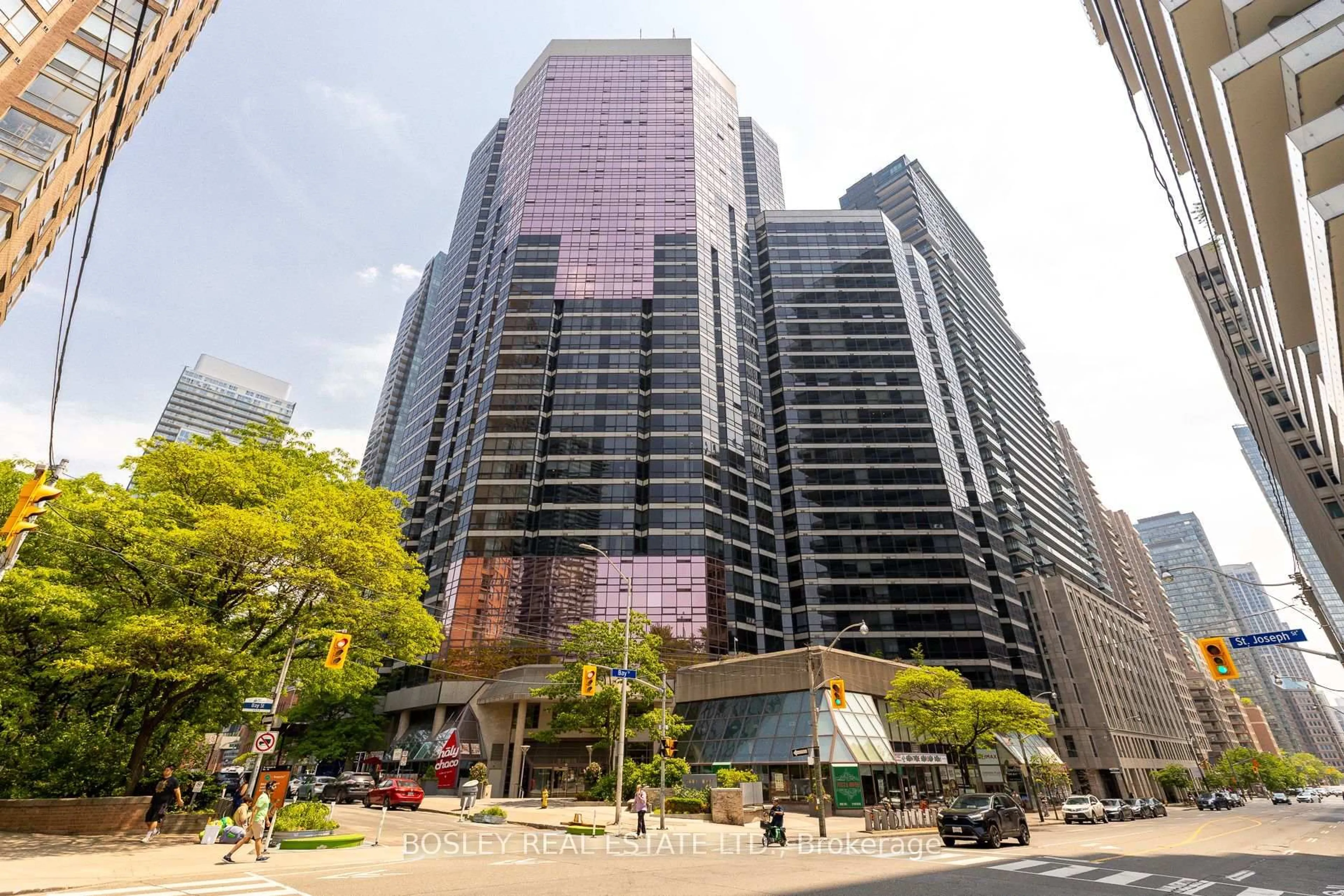 Unknown for 1001 Bay St #1008, Toronto Ontario M5S 3A6