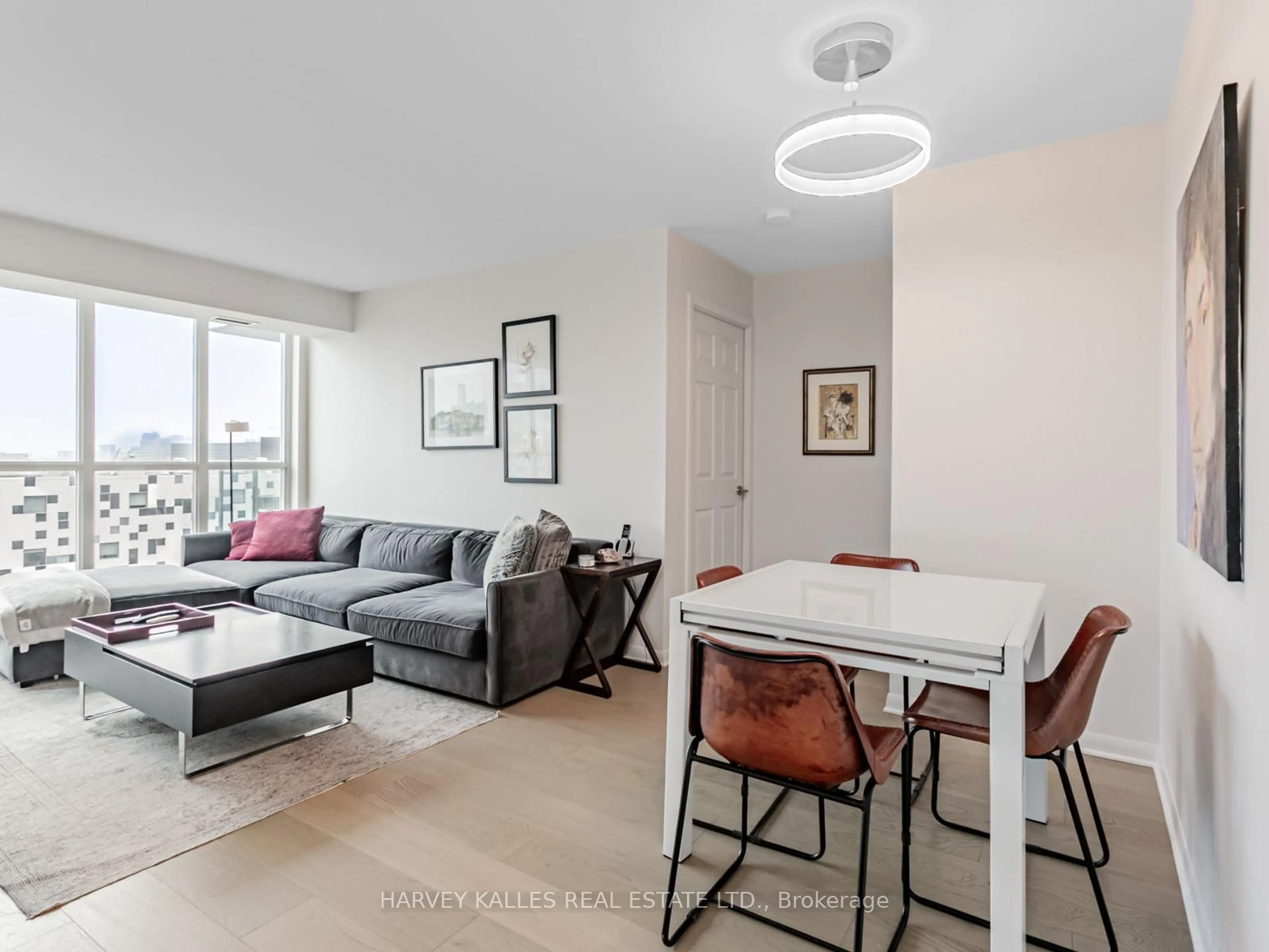 Living room with furniture, unknown for 96 St Patrick St #1610, Toronto Ontario M5T 1V2