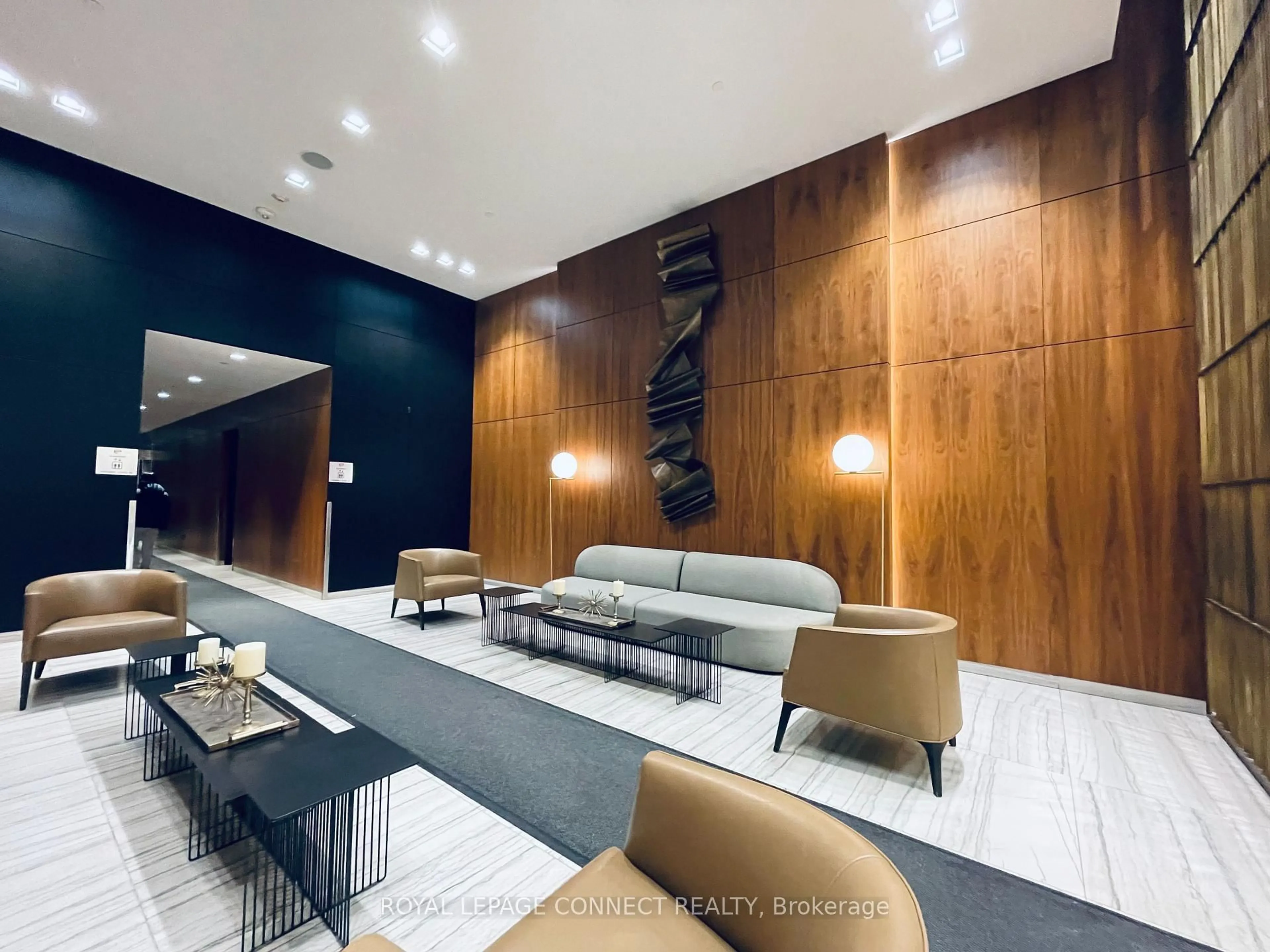 Lobby for 8 Eglinton Ave #4708, Toronto Ontario M4P 0C1