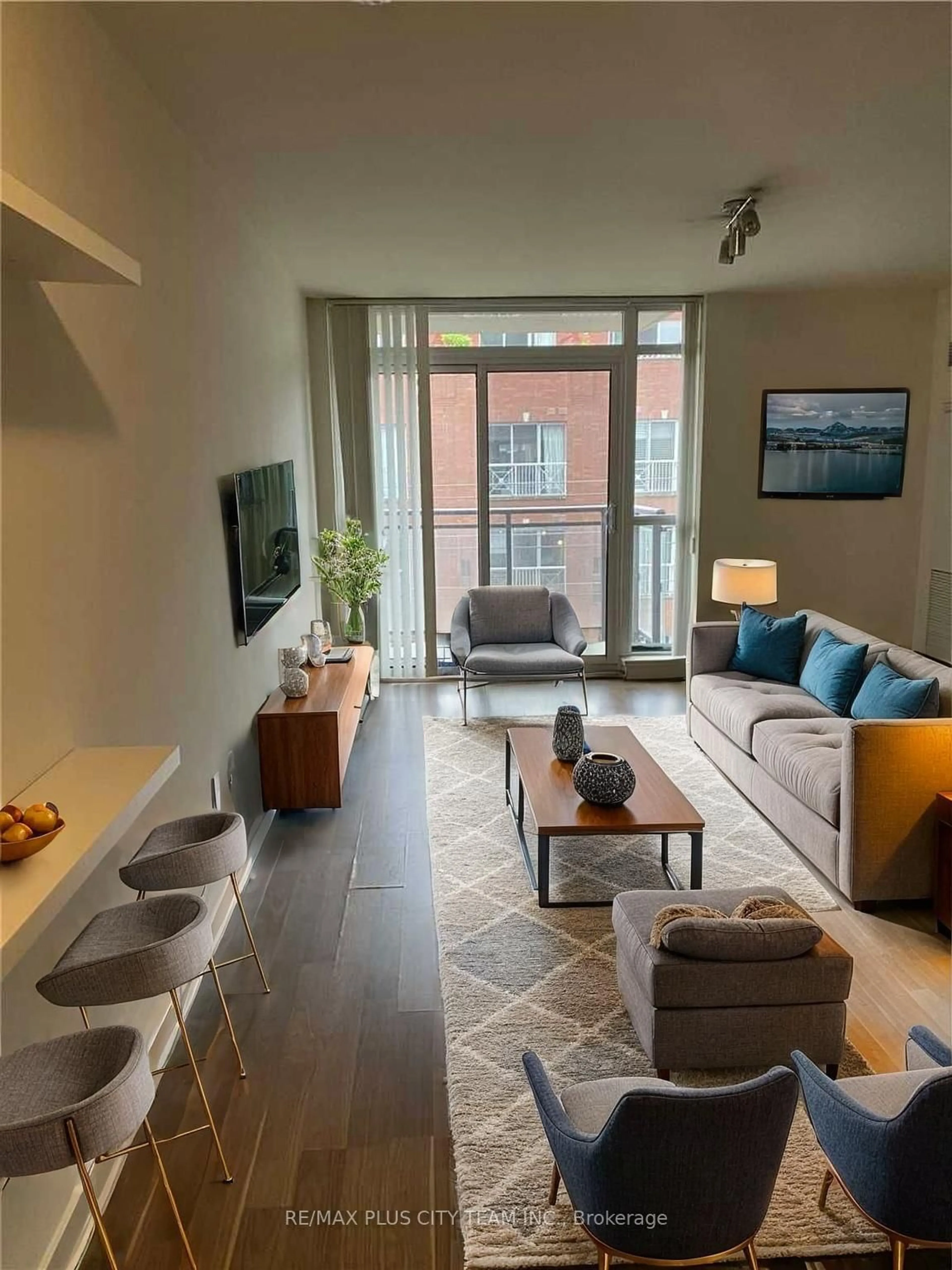 Living room with furniture, unknown for 78 Tecumseth St #411, Toronto Ontario M5V 0A9