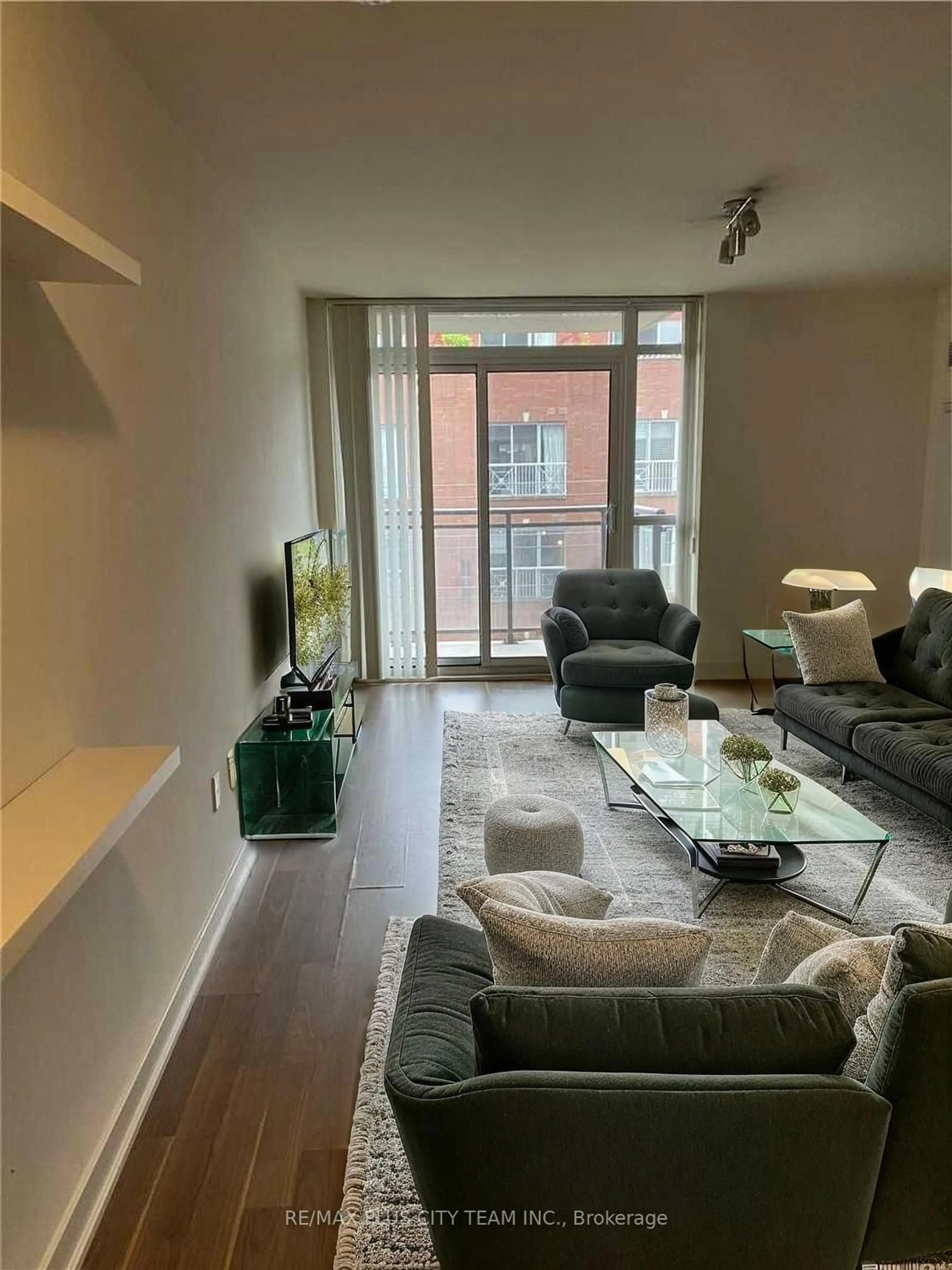 Living room with furniture, unknown for 78 Tecumseth St #411, Toronto Ontario M5V 0A9
