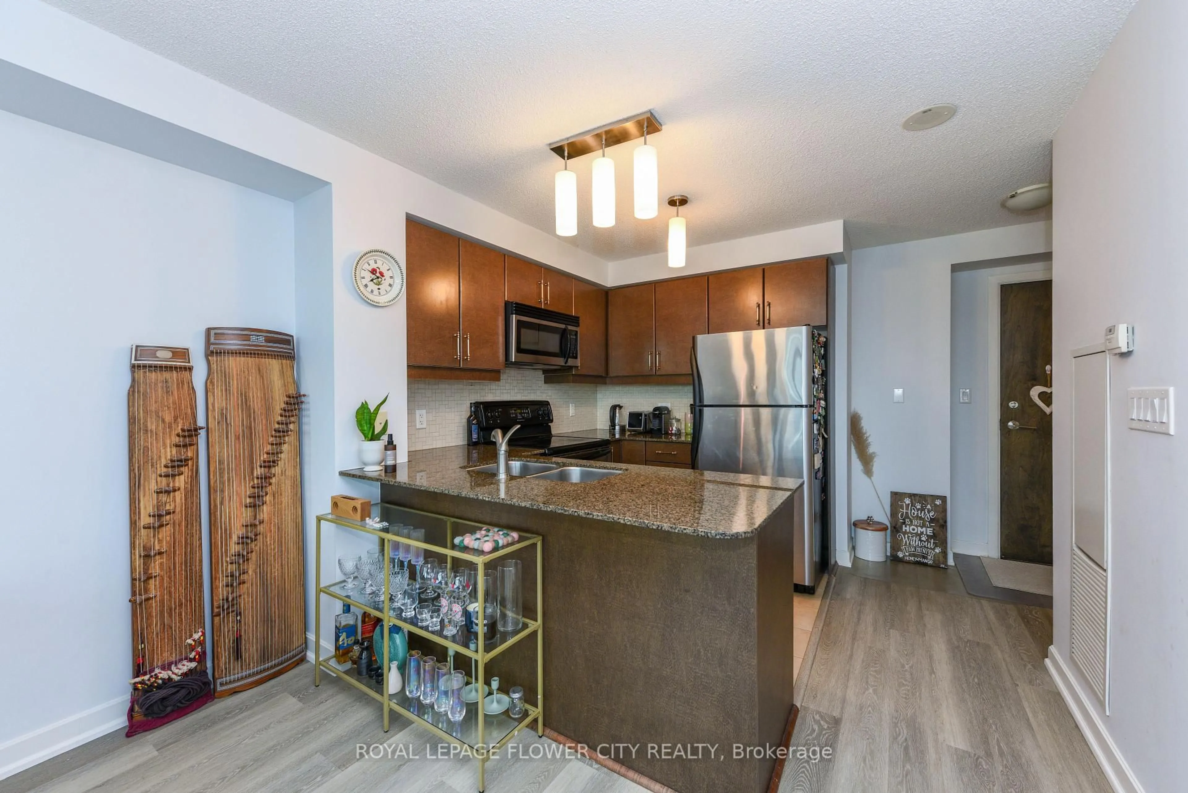 Open concept kitchen, unknown for 18 Harbour St #1001, Toronto Ontario M5J 2Z6