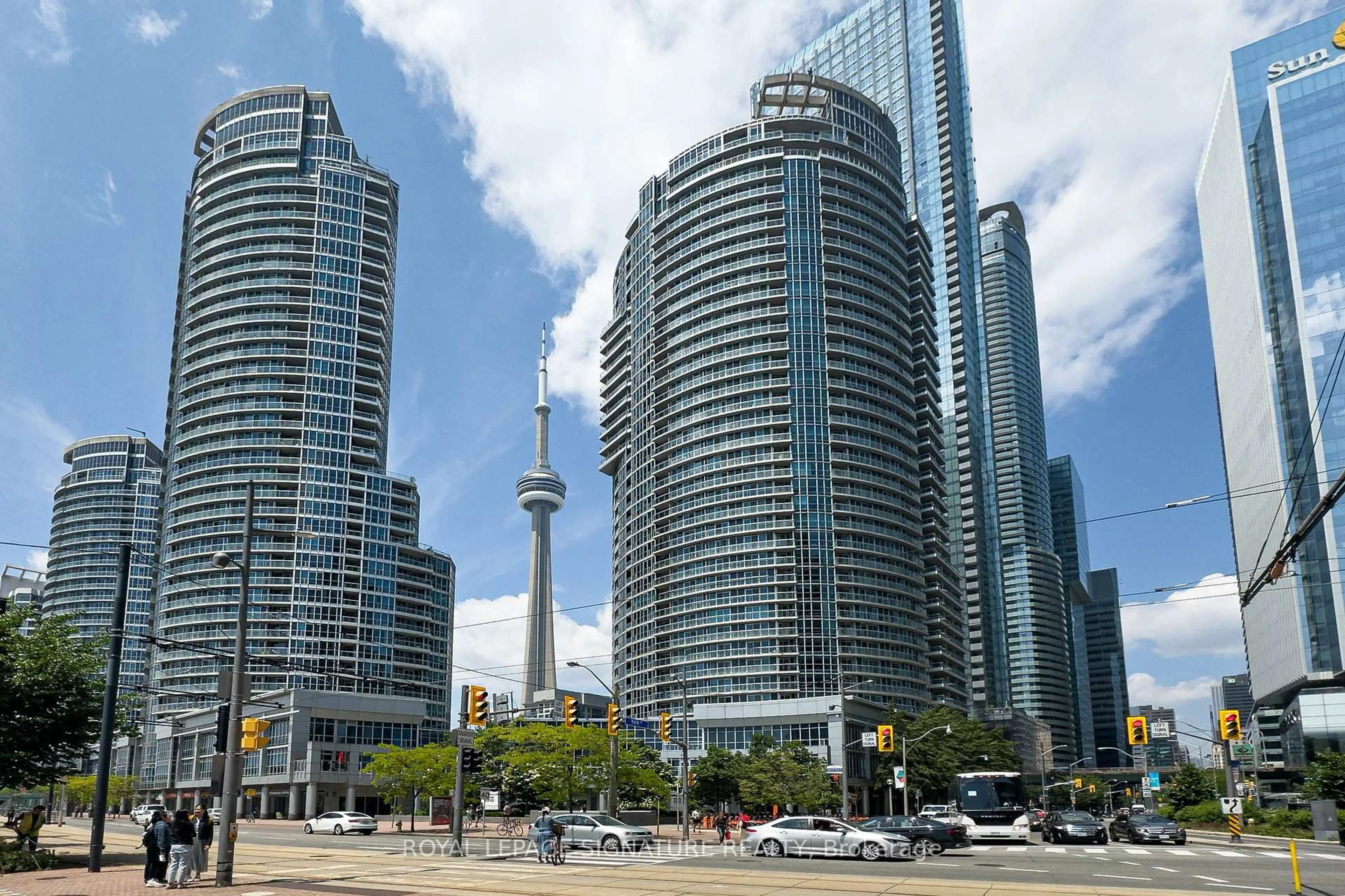 Unknown for 208 Queens Quay #3107, Toronto Ontario M5J 2Y5