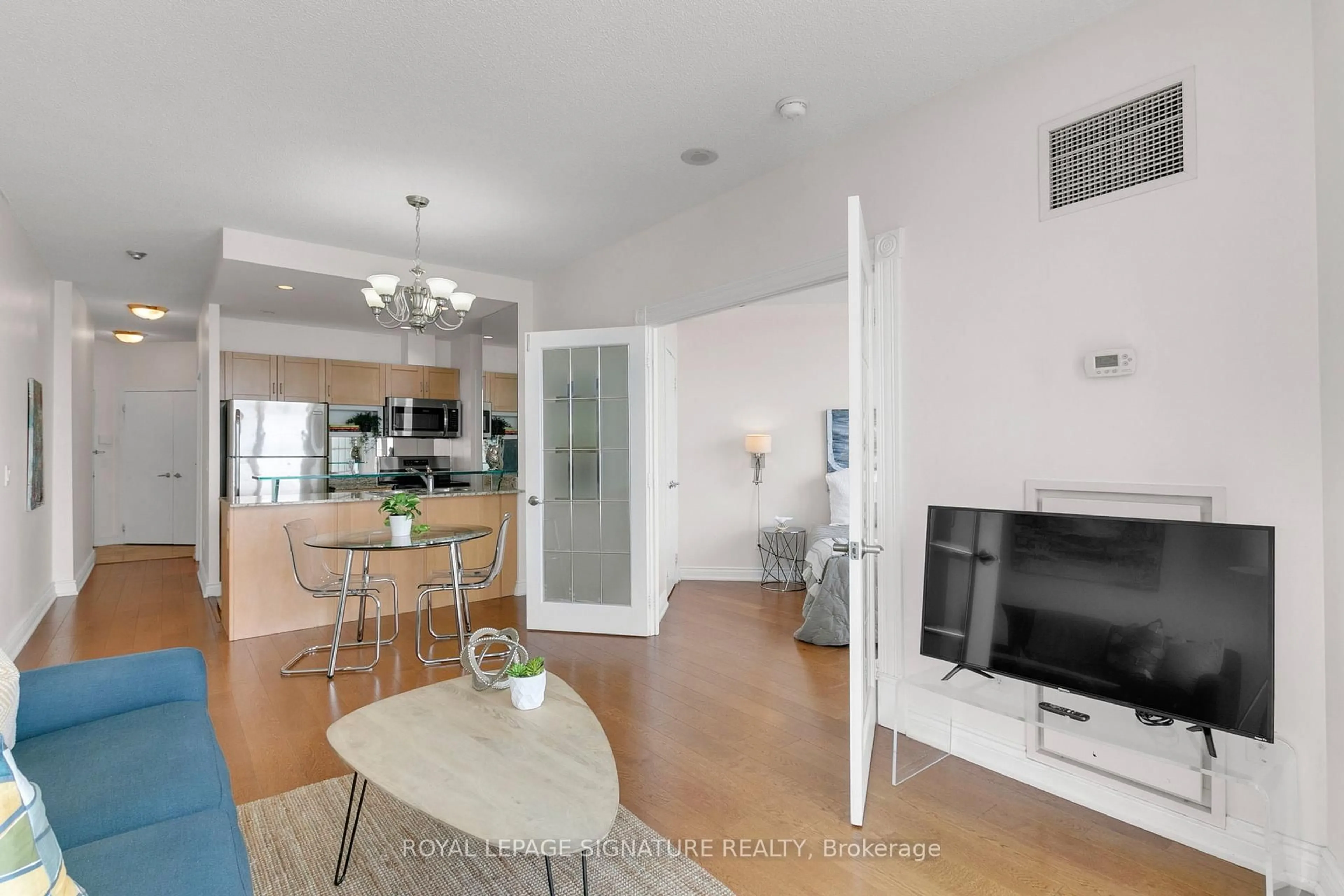 Unknown for 208 Queens Quay #3107, Toronto Ontario M5J 2Y5