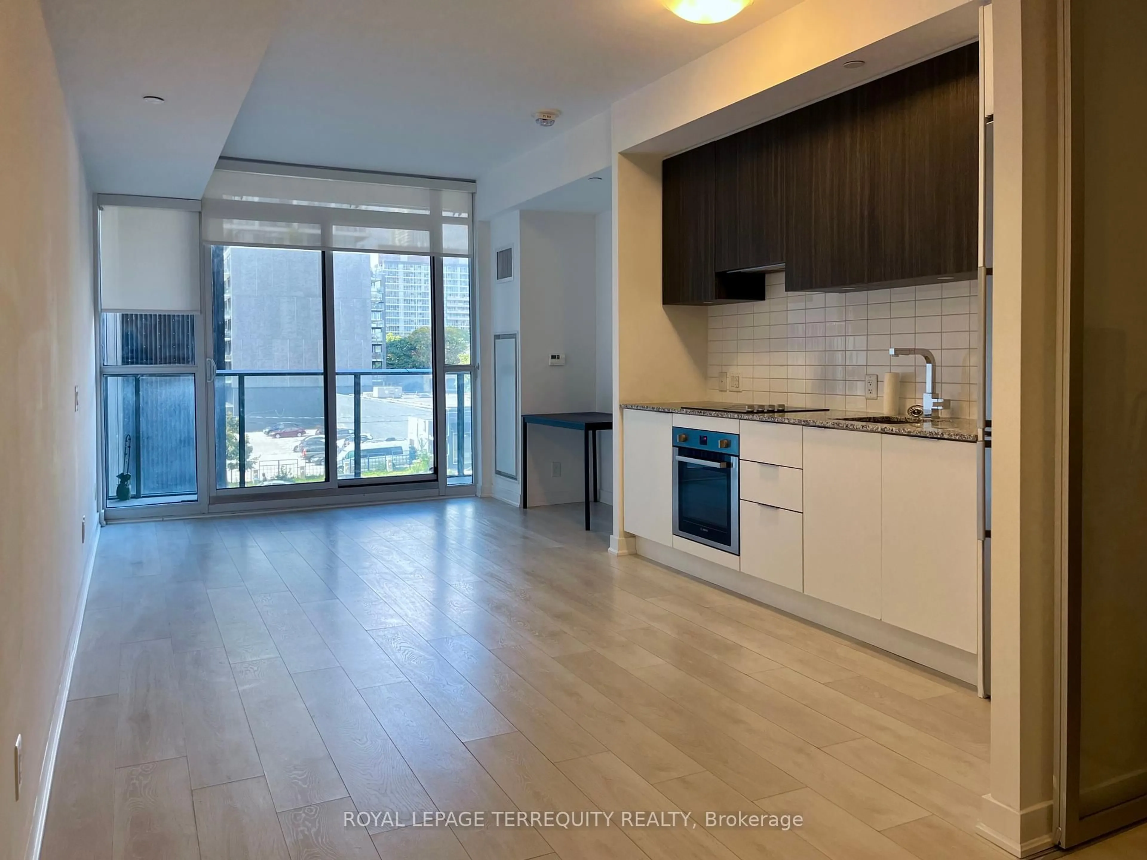 Unknown for 120 Parliament St #423, Toronto Ontario M5A 0N6