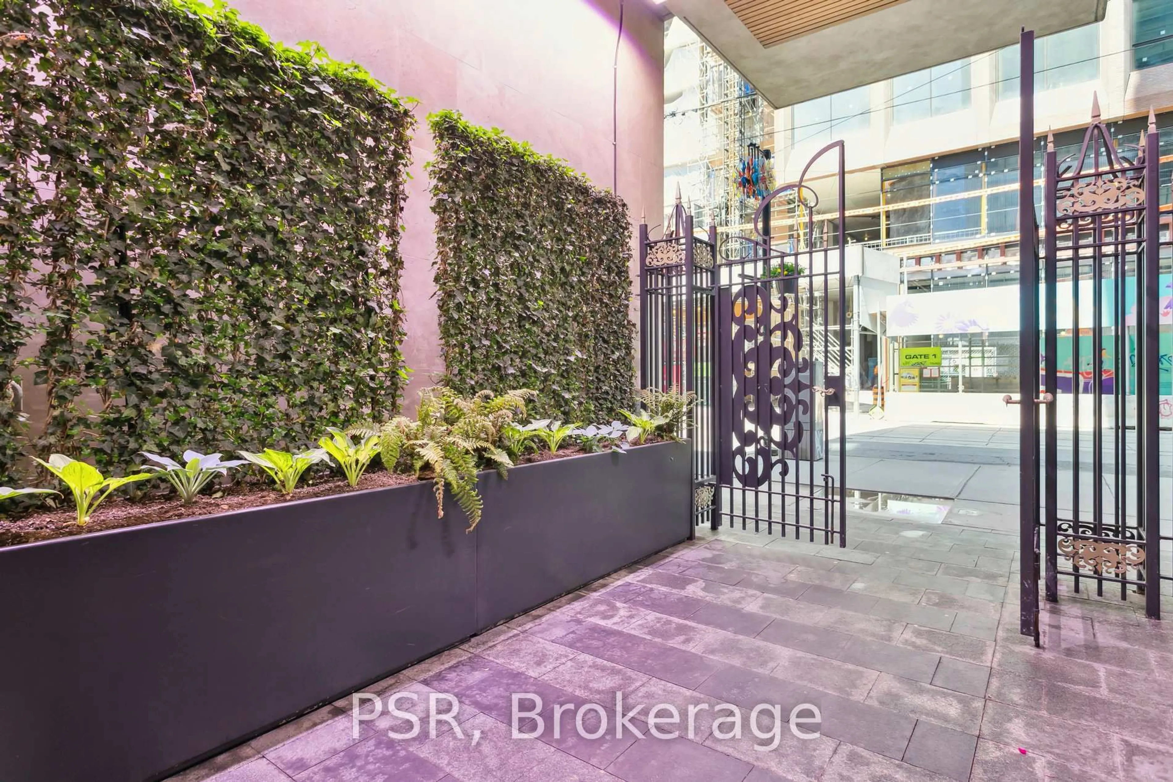 Unknown for 375 King St #1207, Toronto Ontario M5V 1K5