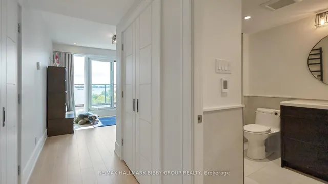 Additional image 7 of 99 Harbour Sq Unit 613