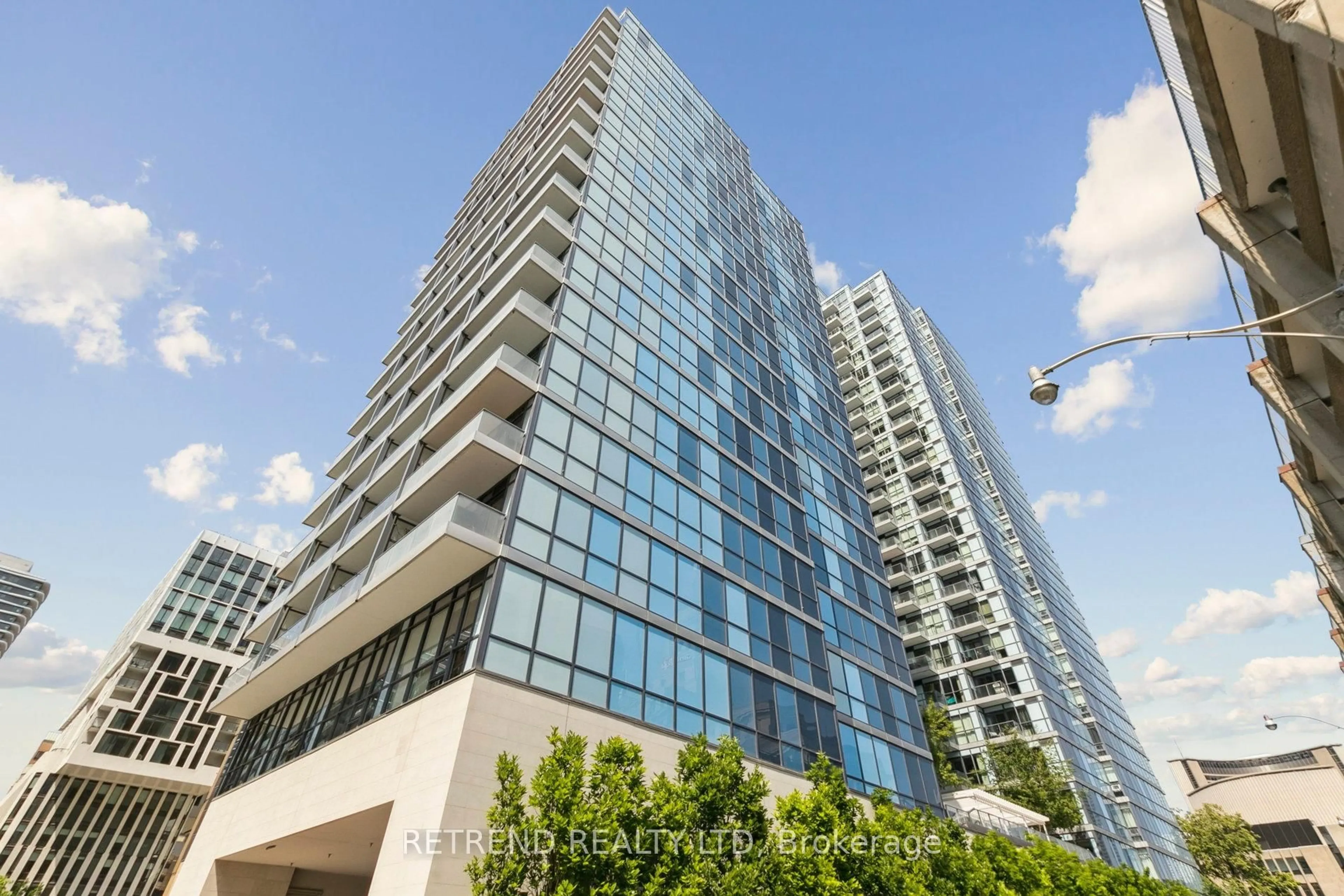 Unknown for 210 Simcoe St #514, Toronto Ontario M5T 0A9