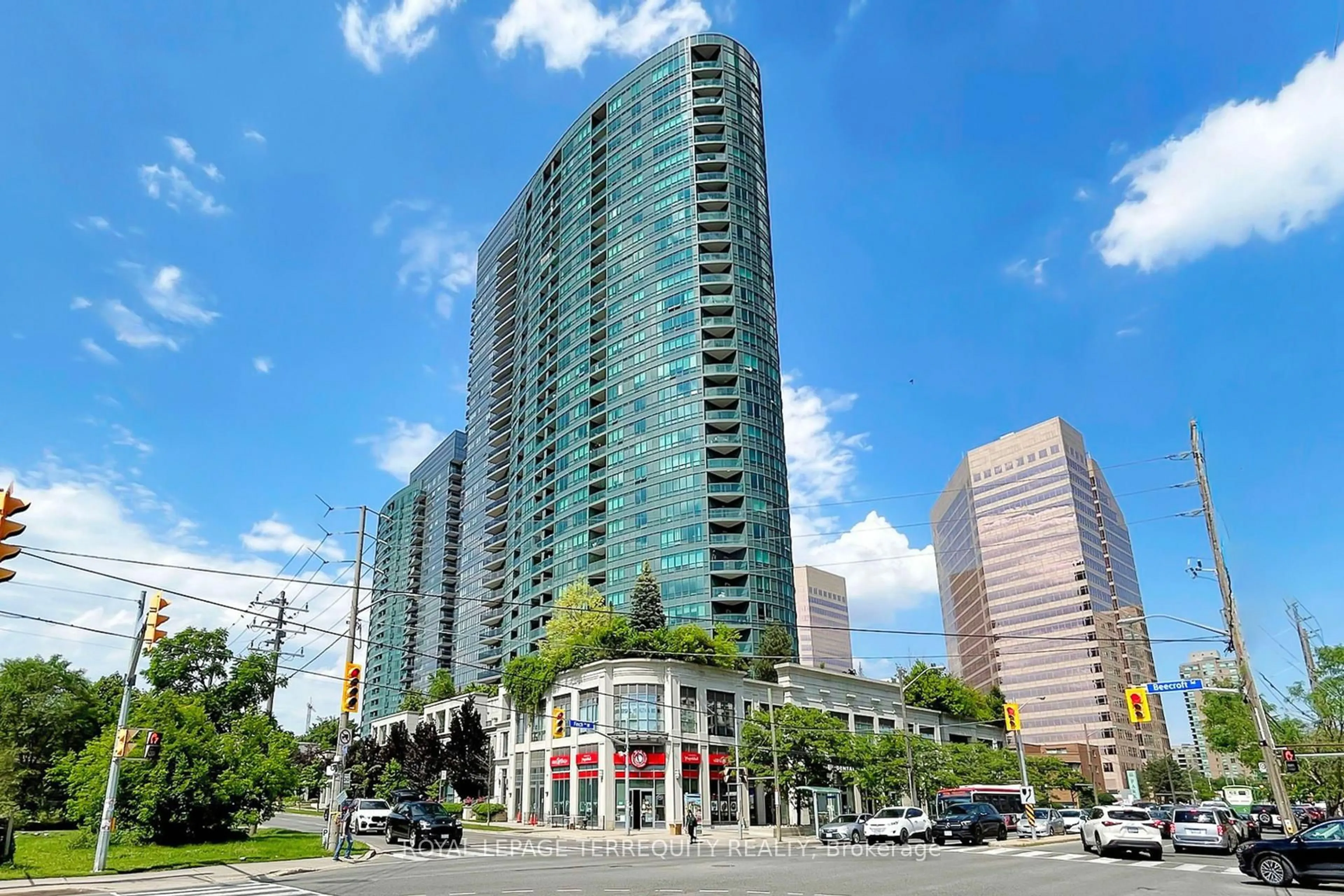 Patio, unknown for 15 Greenview Ave #2411, Toronto Ontario M2M 4M7