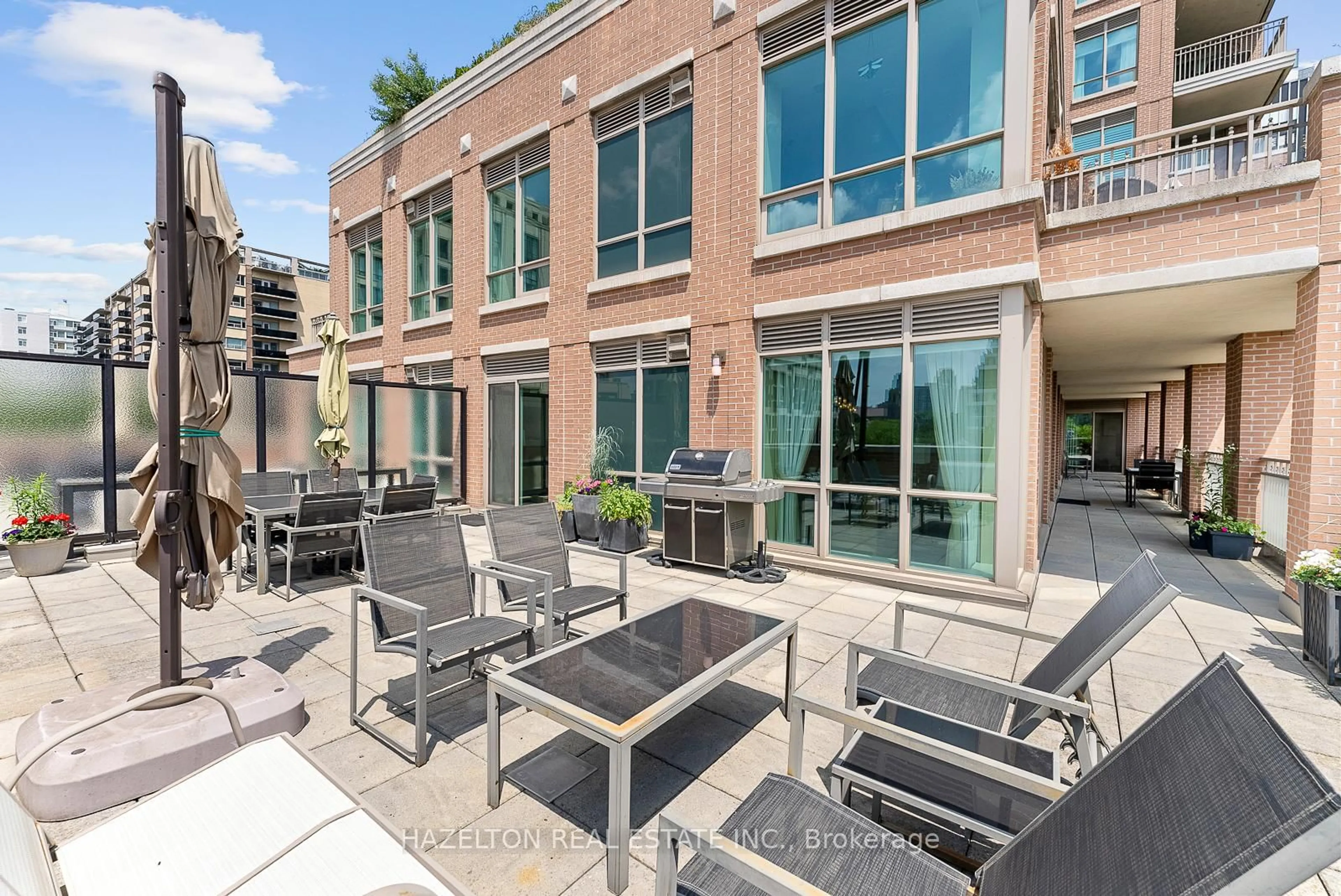 Patio, unknown for 155 St Clair Ave #506, Toronto Ontario M4V 0A1