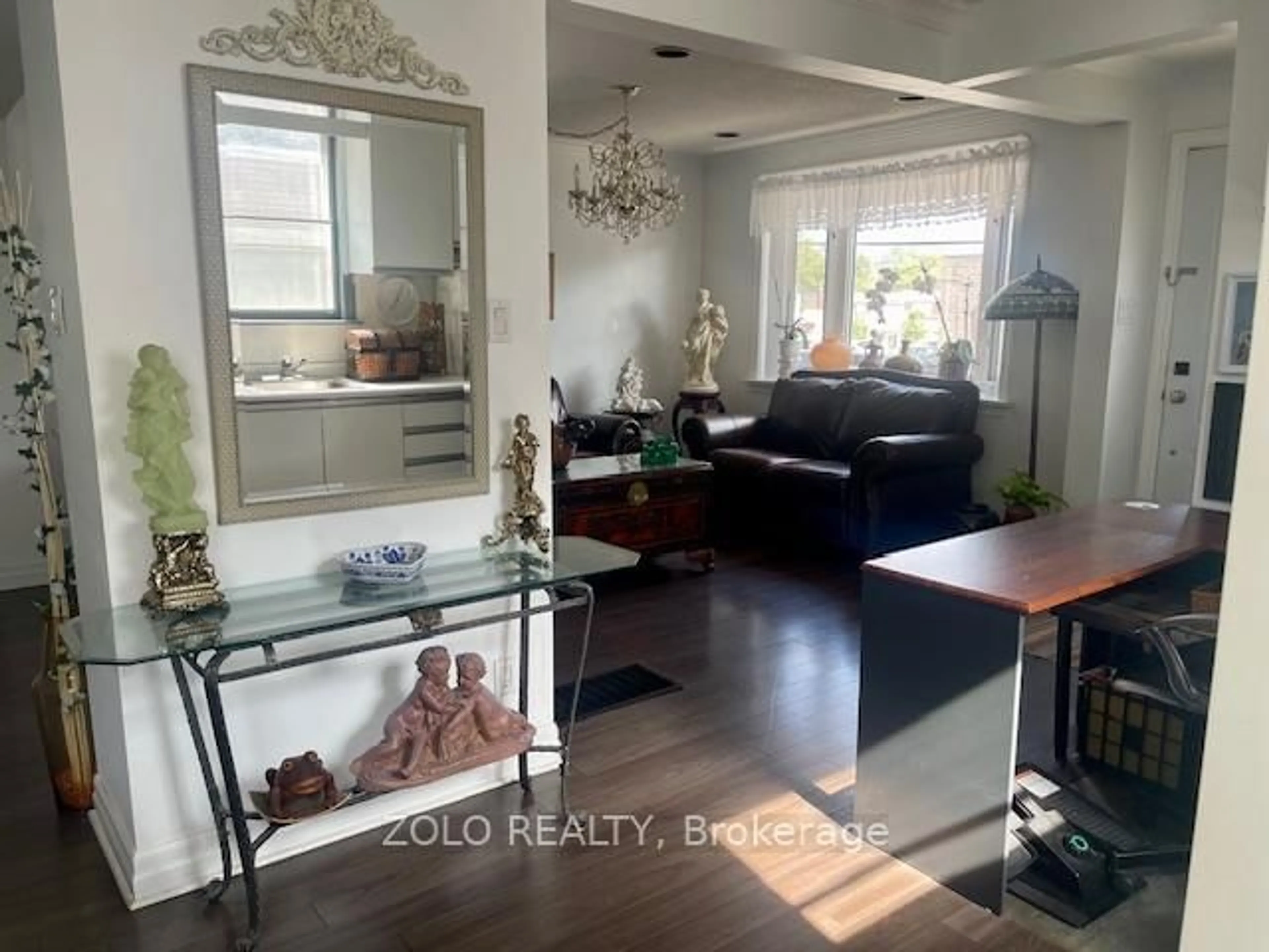 A pic of a room for 10 Ranee Ave, Toronto Ontario M6A 1M6