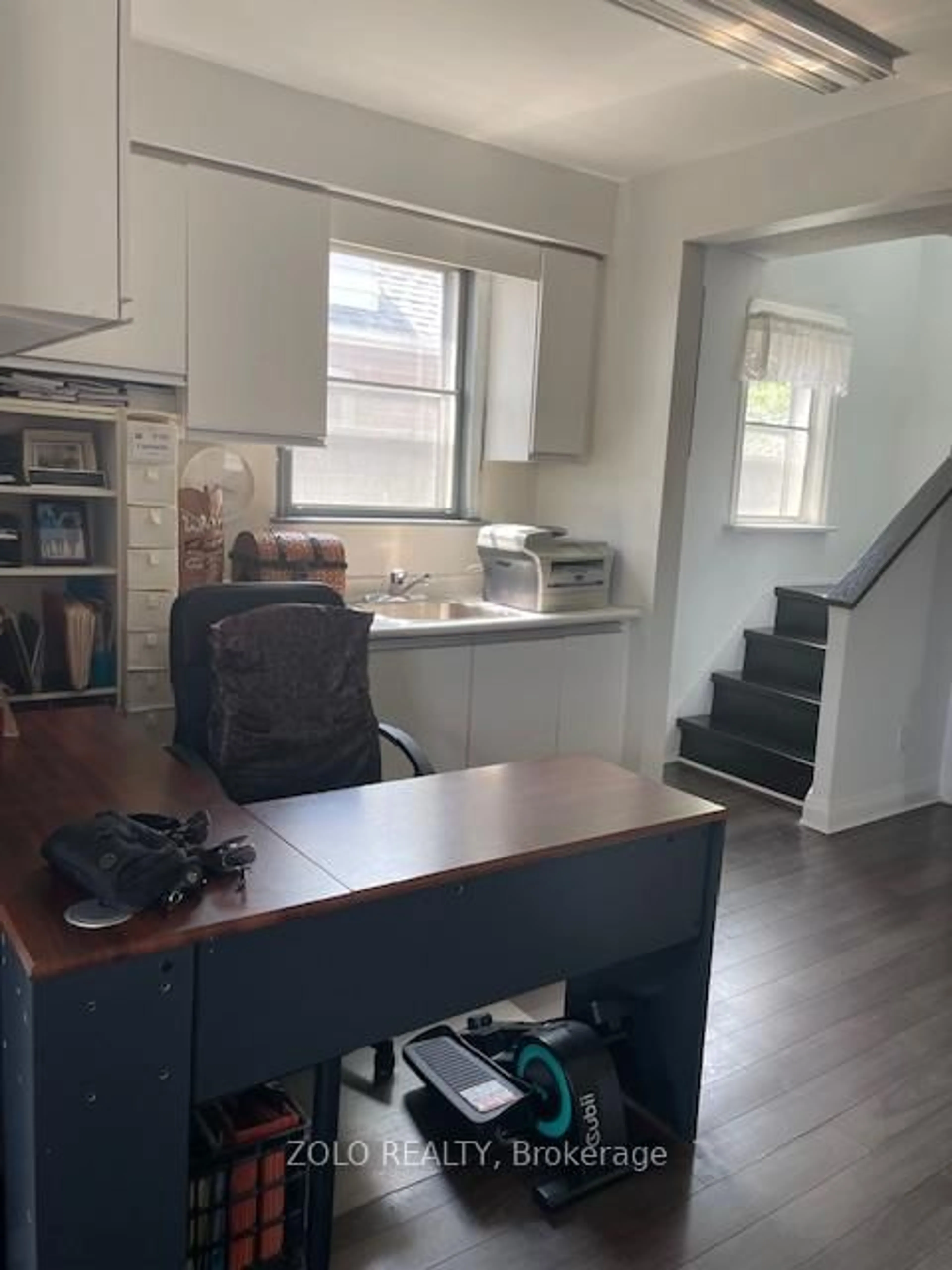 A pic of a room for 10 Ranee Ave, Toronto Ontario M6A 1M6