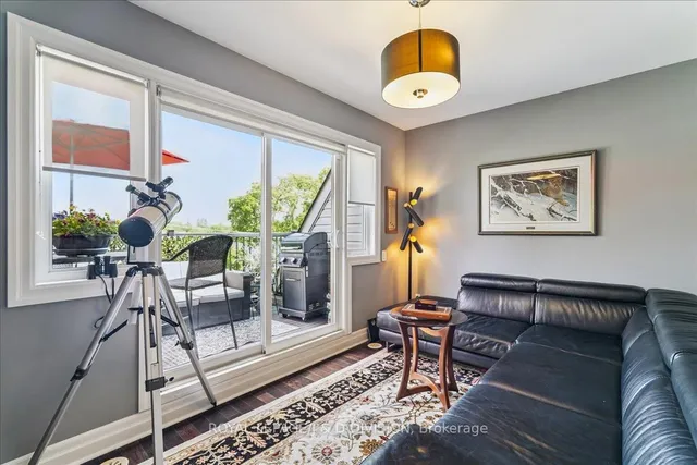 Additional image 8 of 361 Roehampton Ave